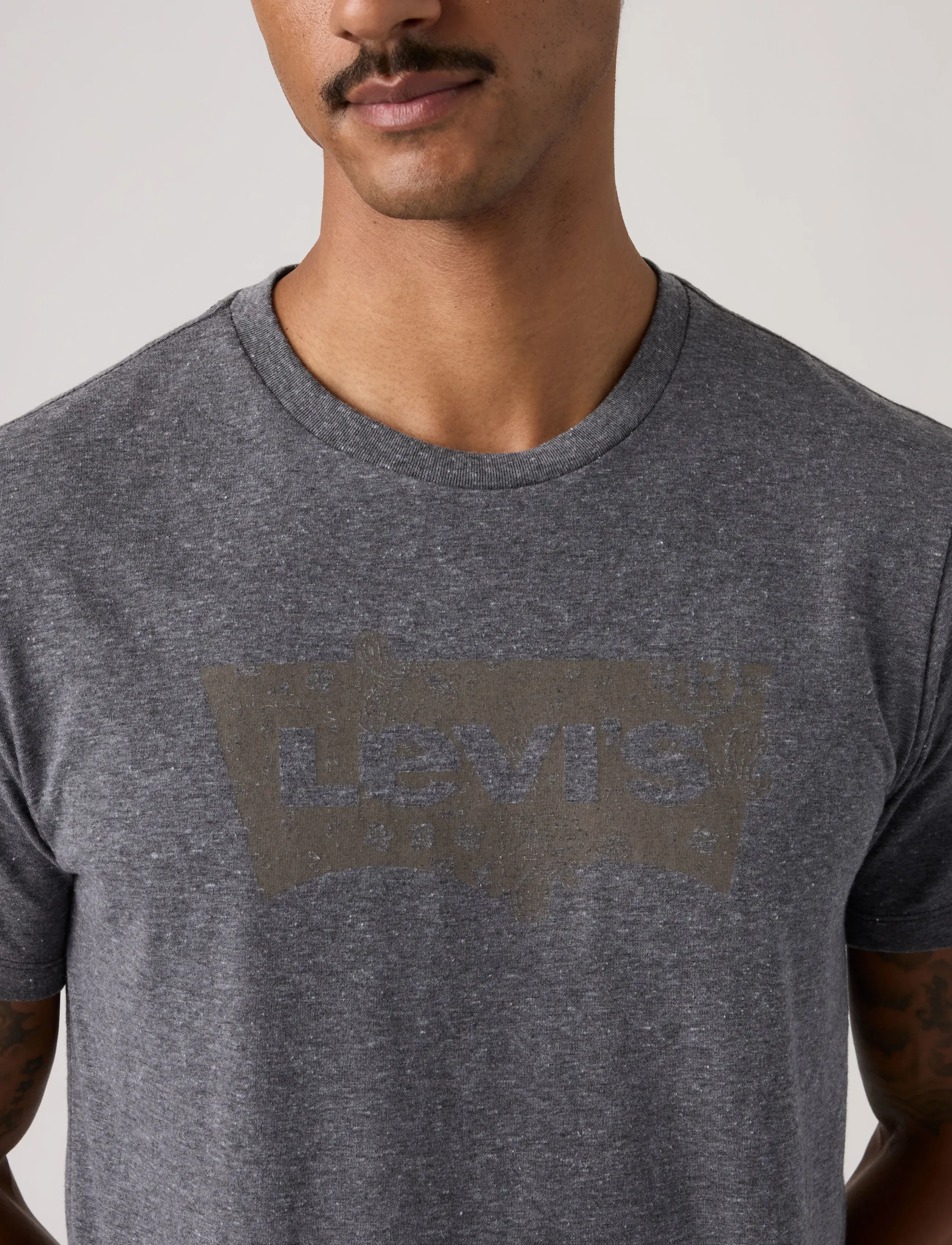 Levi's® - GRAPHIC CREWNECK TEE BANDANA B - kortærmede t-shirts - blacks - 5