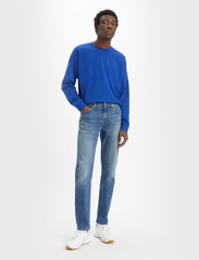 LEVI´S Men - 512 SLIM TAPER HOT N WARM - slim fit jeans - med indigo - worn in - 3