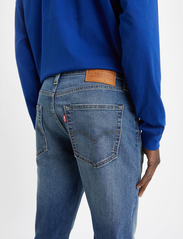 LEVI´S Men - 512 SLIM TAPER HOT N WARM - slim jeans - med indigo - worn in - 6