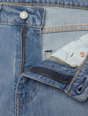 LEVI´S Men - 502 TAPER BACK ON MY FEET - tapered jeans - med indigo - worn in - 9