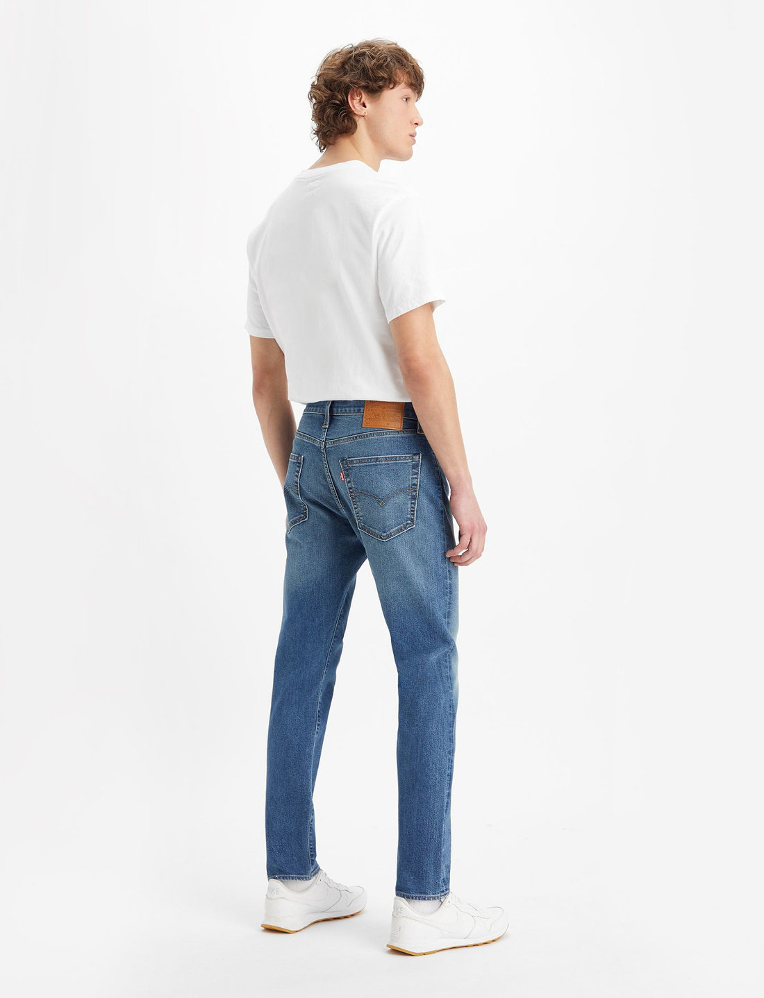 502 mens hot sale levis