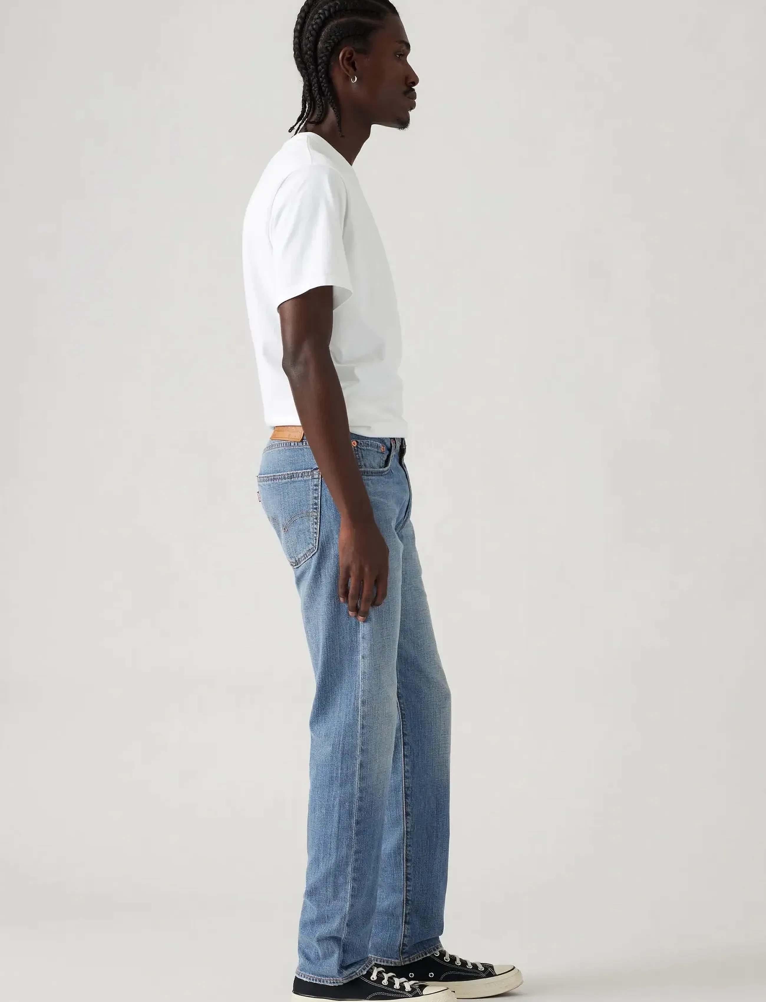 Levi's® - 502 TAPER THE NEW BLUE LTWT - tapered-farkut - med indigo - worn in - 3