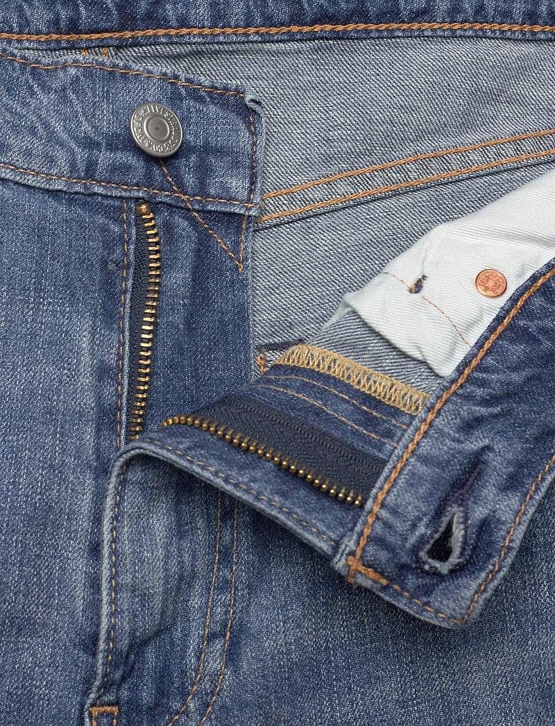 Levi's® - 502 TAPER THE NEW BLUE LTWT - tapered jeans - med indigo - worn in - 5