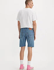 LEVI´S Men - 501ORIGINAL SHORTS 9AM ON BATT - jeansowe szorty - med indigo - worn in - 4