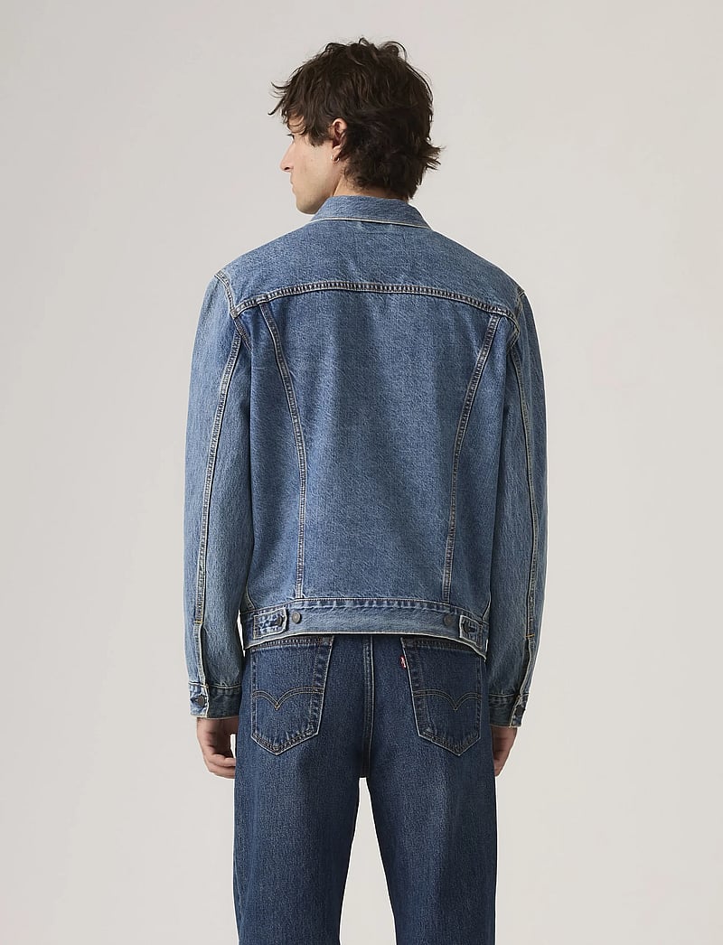 Levi's® - THE TRUCKER JACKET WASHED AWAY - kurtki jeansowe z podszewką - med indigo - worn in - 4