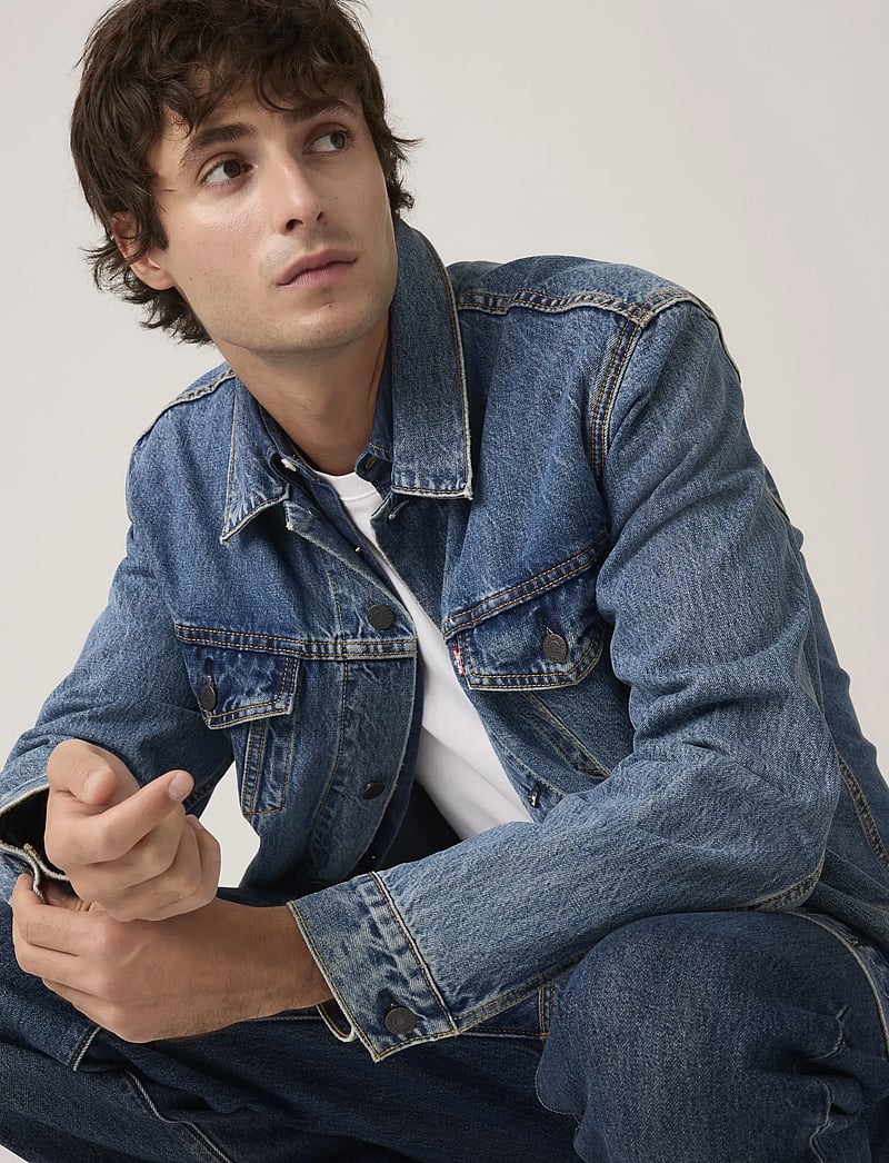 Levi's® - THE TRUCKER JACKET WASHED AWAY - kurtki jeansowe z podszewką - med indigo - worn in - 5
