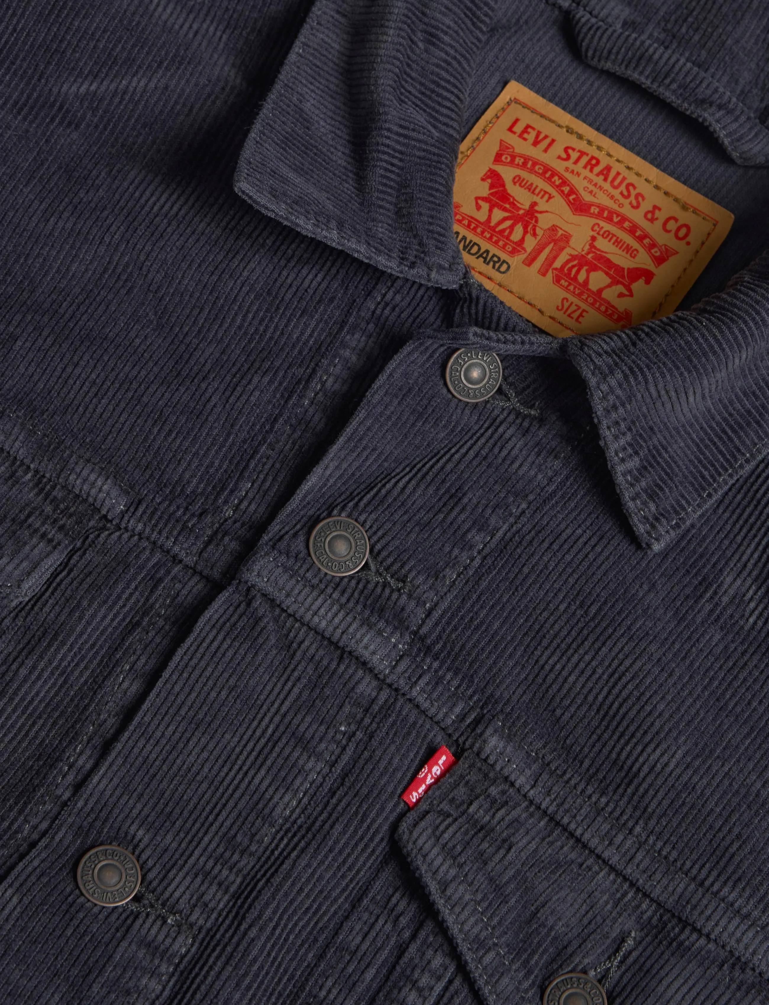 Levi's® - THE TRUCKER JACKET EBONY - teksatagid - blacksq - 2
