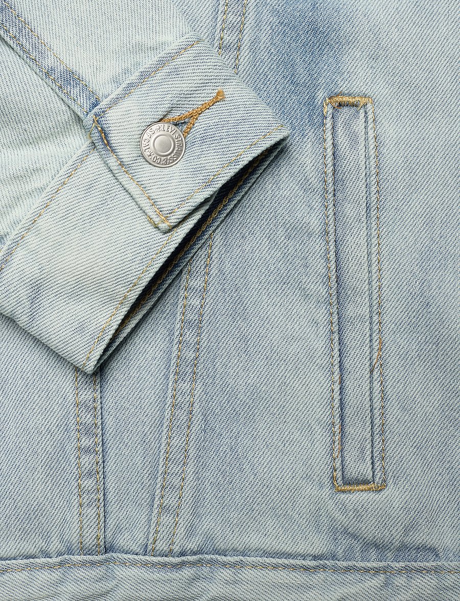 LEVI´S Men - VINTAGE FIT TRUCKER V CURBSIDE - light indigo - worn in - 3