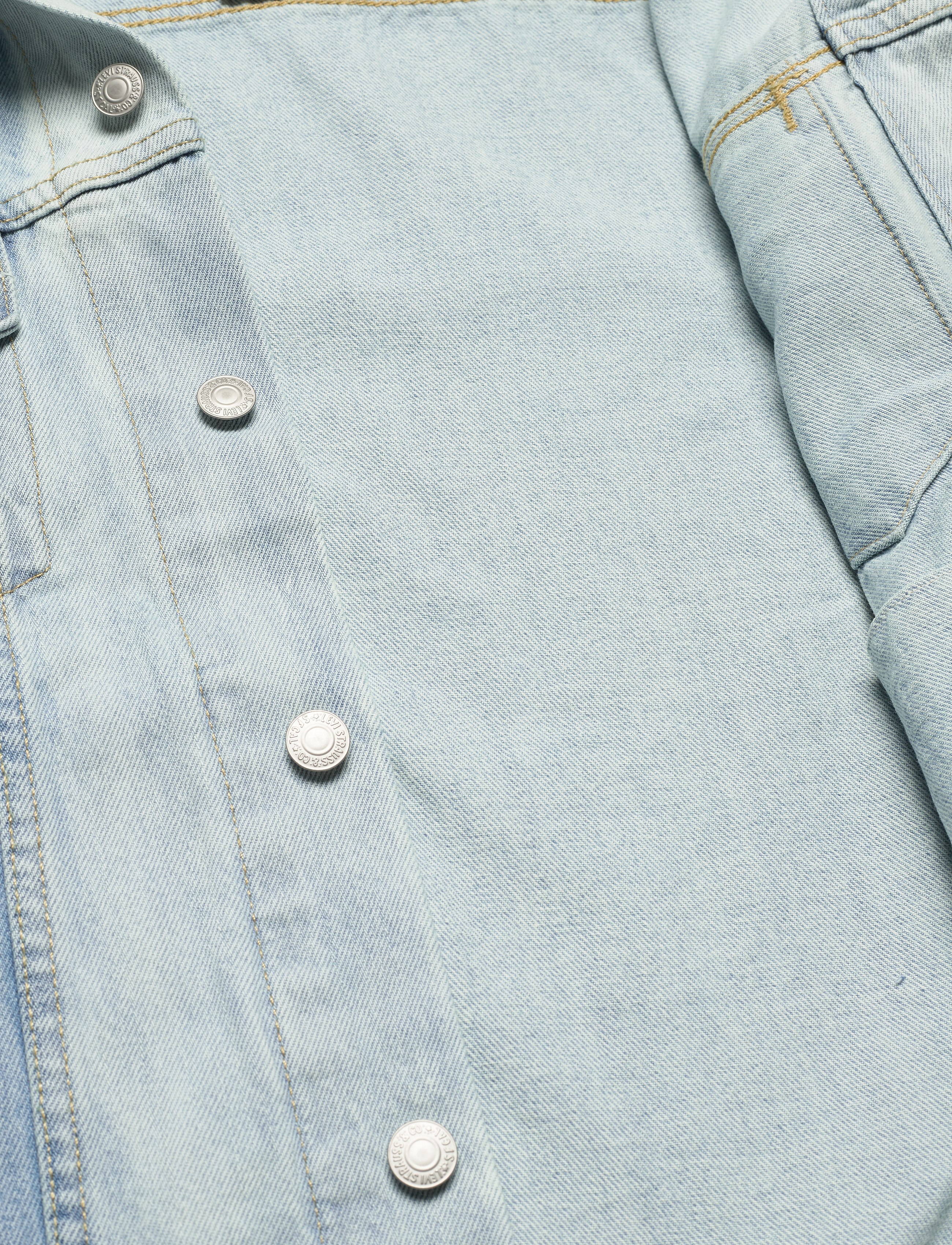 LEVI´S Men - VINTAGE FIT TRUCKER V CURBSIDE - light indigo - worn in - 4