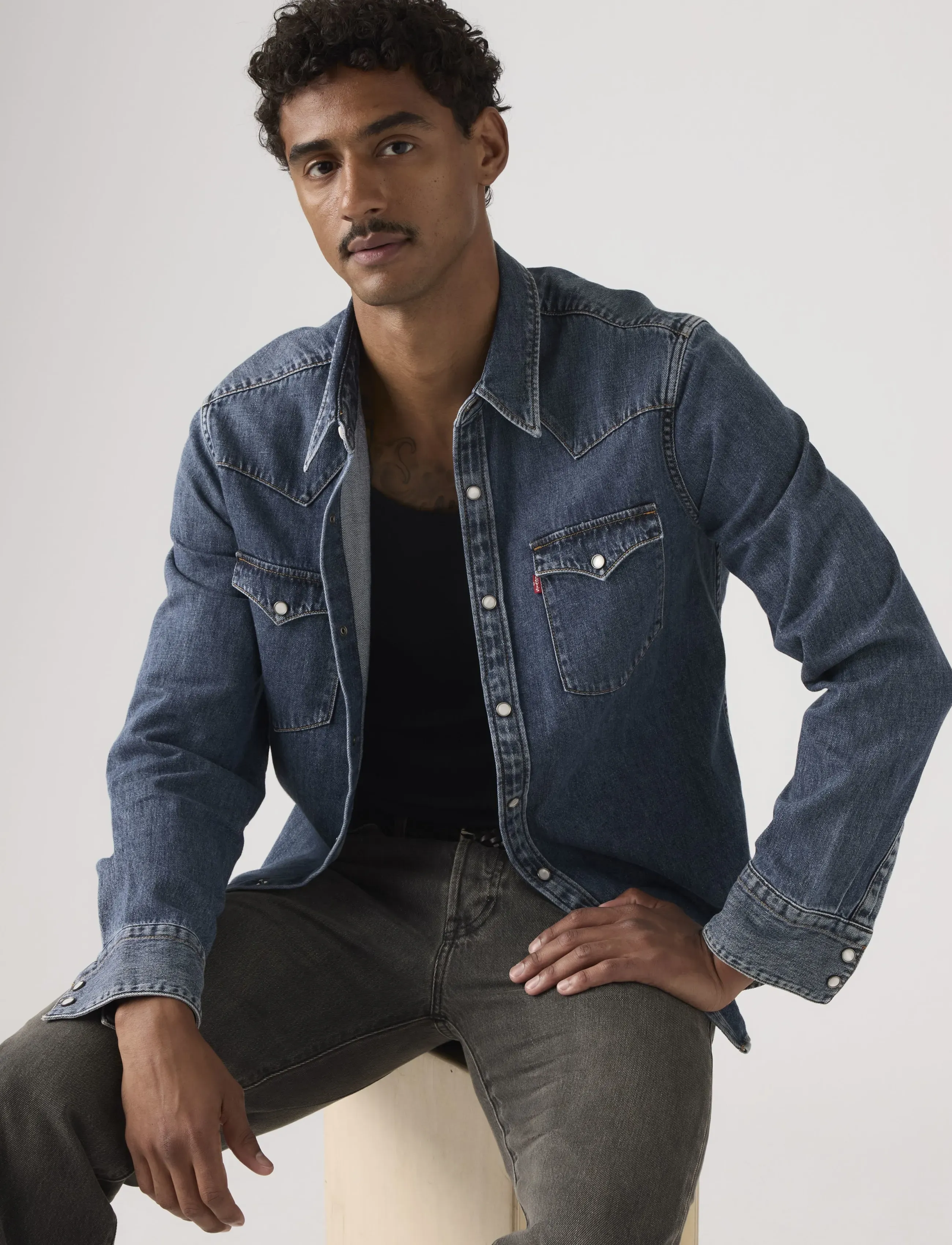 Levi's® BARSTOW WESTERN STANDARD SOLUC - Jeanshemden - MED INDIGO - FLAT FINISH / blue