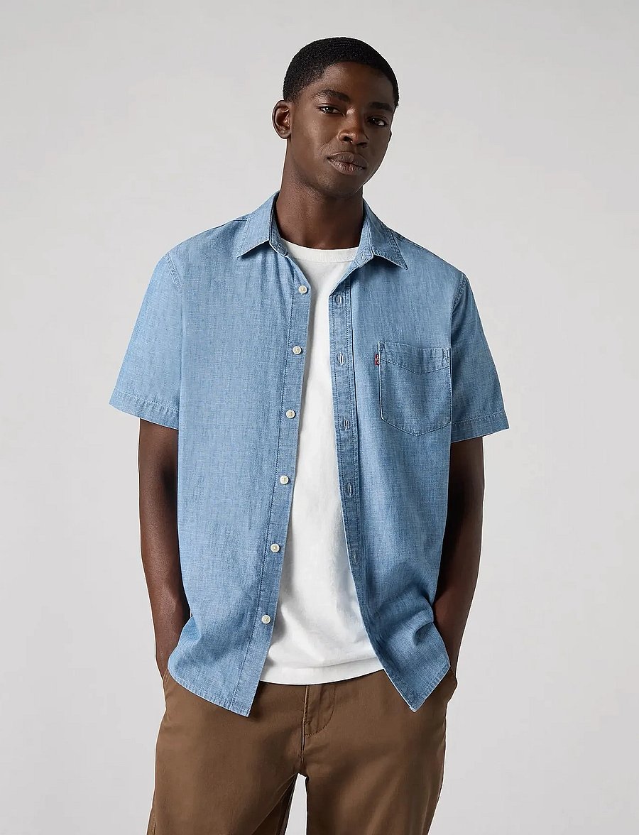 Levi's® - S/S SUNSET 1 PKT STANDRD SEBAS - kurzarmhemden - light indigo - flat finis - 0