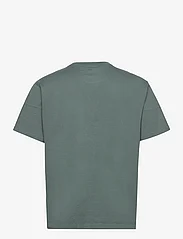 LEVI´S Men - RED TAB VINTAGE TEE DARK FORES - kortärmade t-shirts - greens - 2