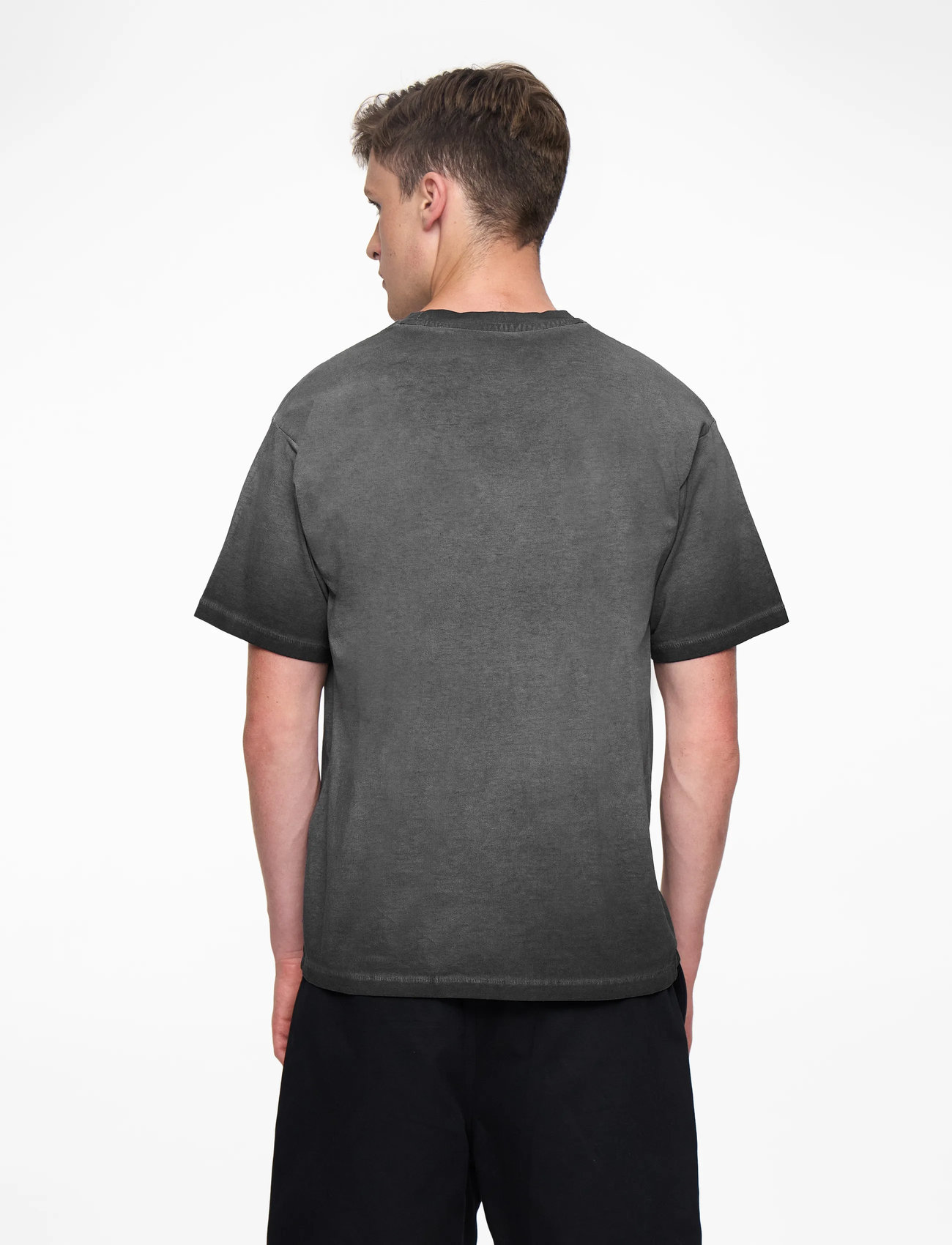 Levi's® - RED TAB VINTAGE TEE OIL WASH D - kurzärmelig - blacks - 4