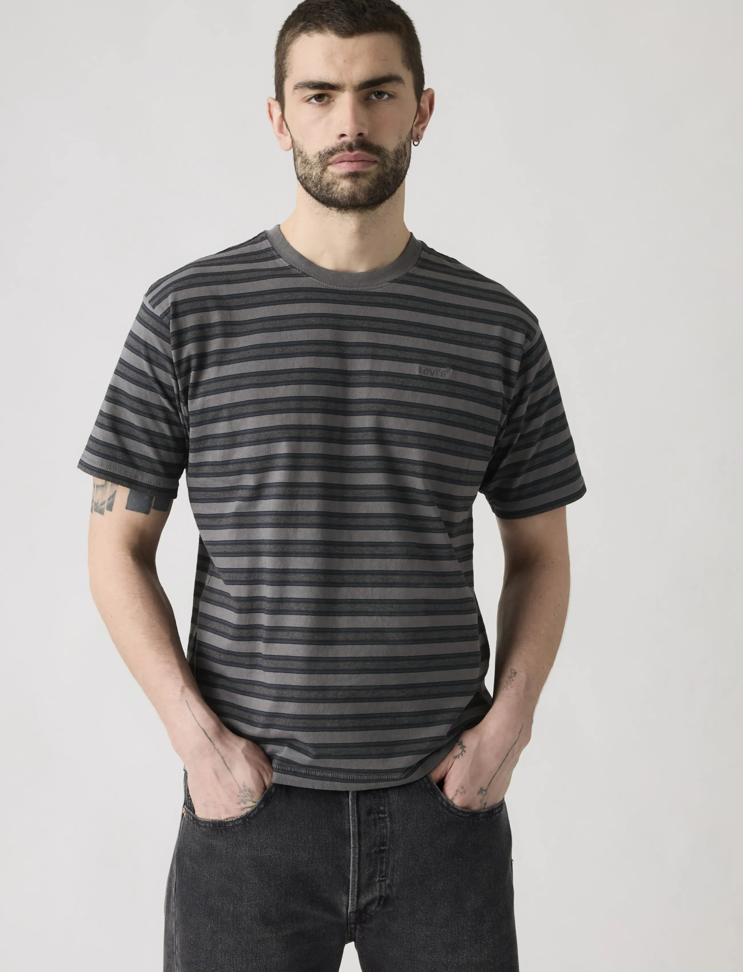 Levi's® RED TAB VINTAGE TEE RHEEM OVER - Deals - GREYS / multi