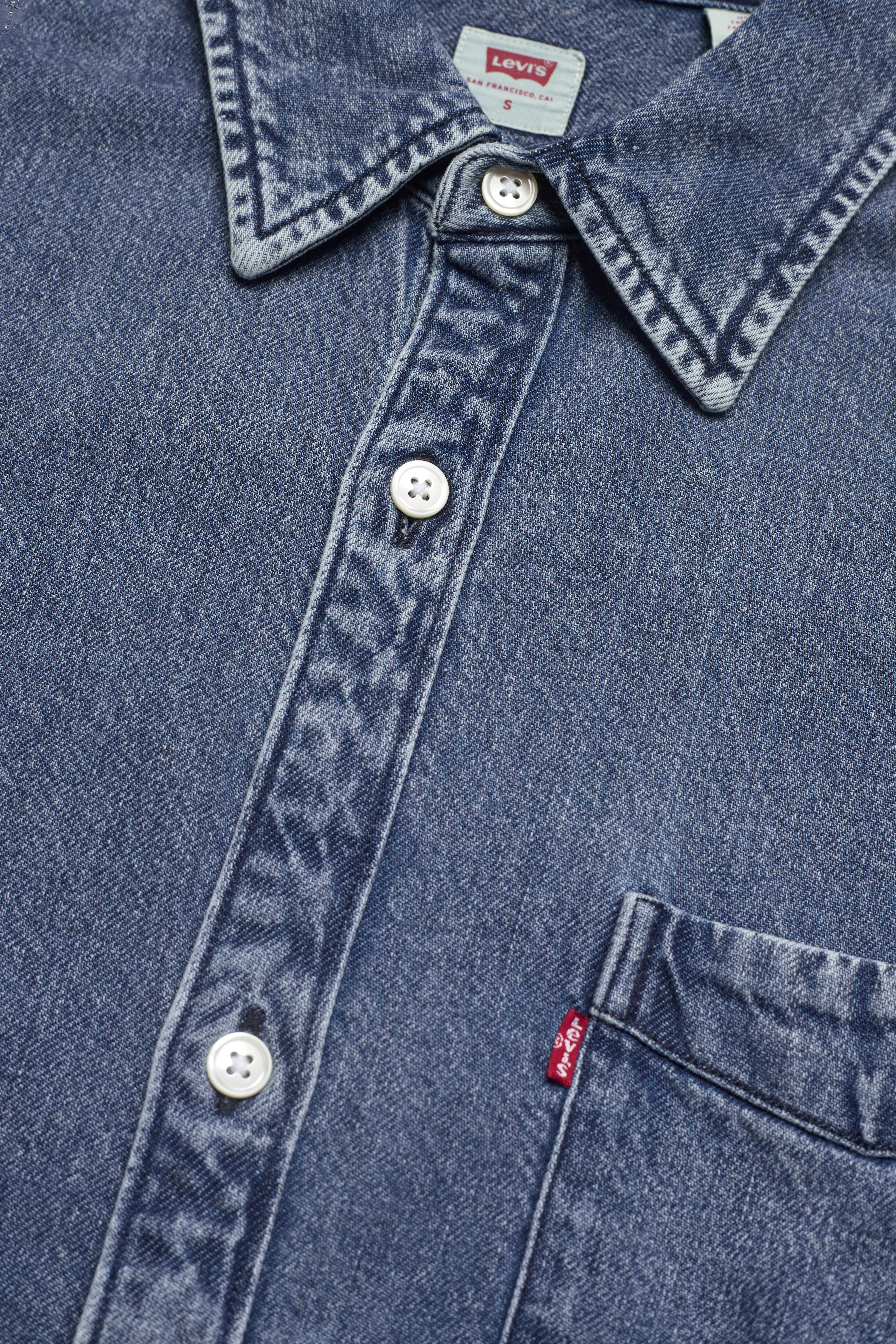 LEVI´S Men - THE SLOUCHY 1PKT SHIRT SLOUCHY - med indigo - flat finish - 2