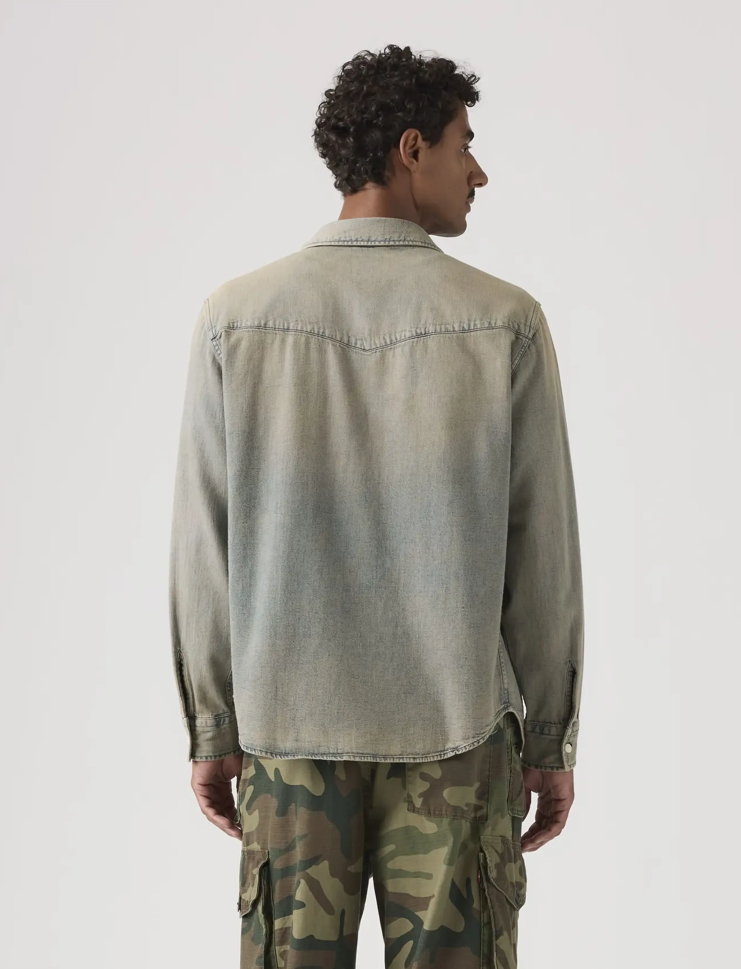 Levi's® - RELAXED FIT WESTERN SUNSET DRI - denim shirts - med indigo - worn in - 3