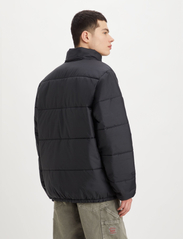 LEVI´S Men - SUNSET SHORT PUFFER JET BLACK - winter jackets - blacks - 3