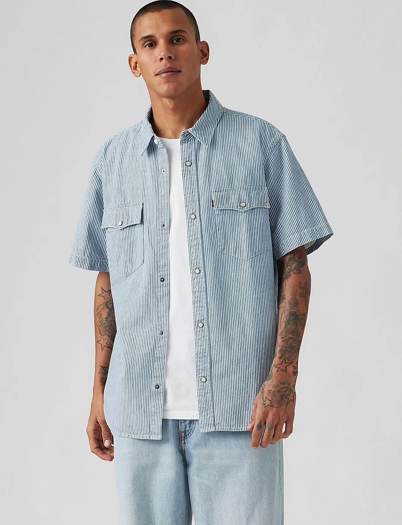 Levi's® - SS RELAXED FIT WESTERN VIRGINI - lühikeste varrukatega särgid - light indigo - worn in - 3