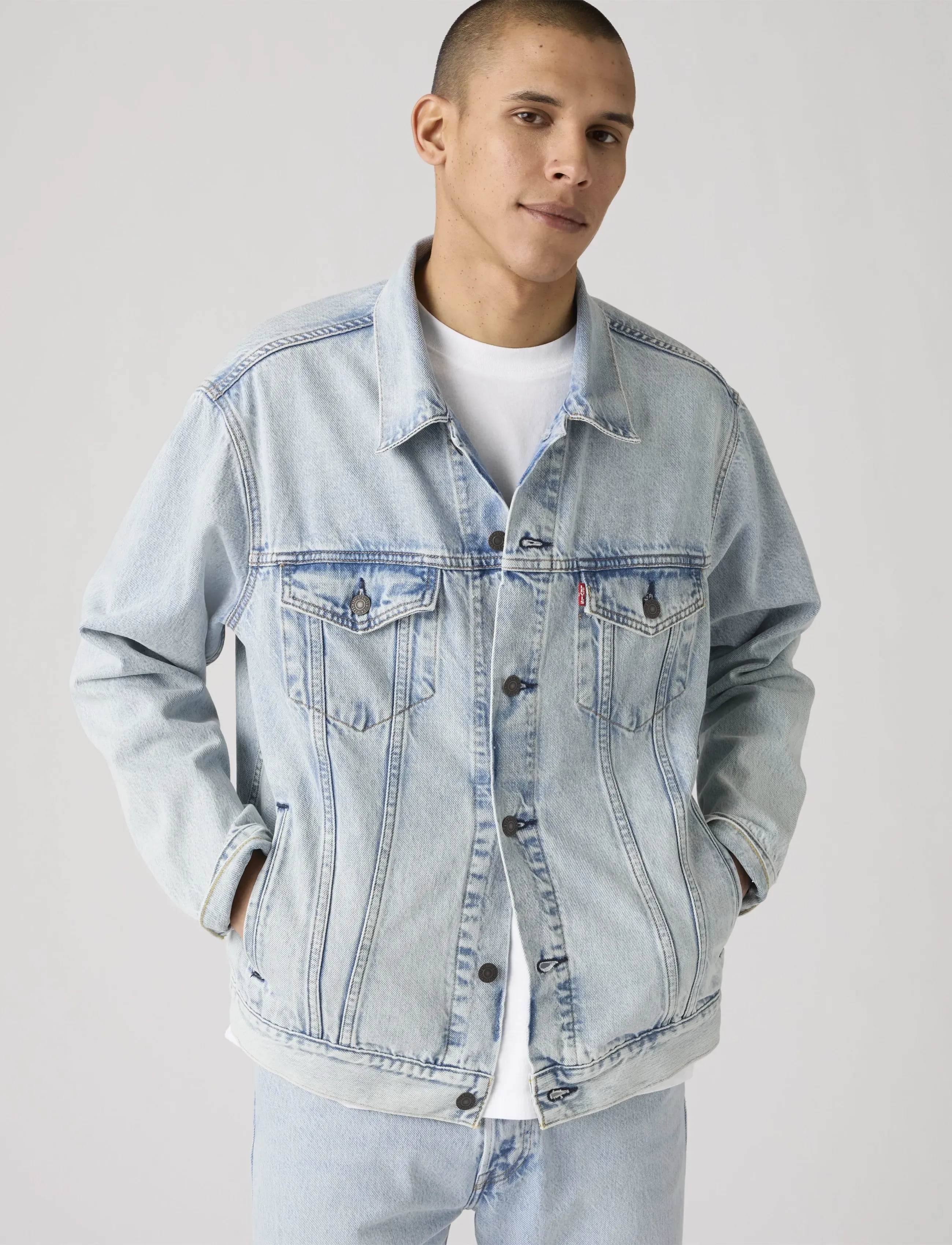 Levi's® RELAXED FIT TRUCKER BRIGHTSIDE - Winter deals - LIGHT INDIGO - WORN IN / blue