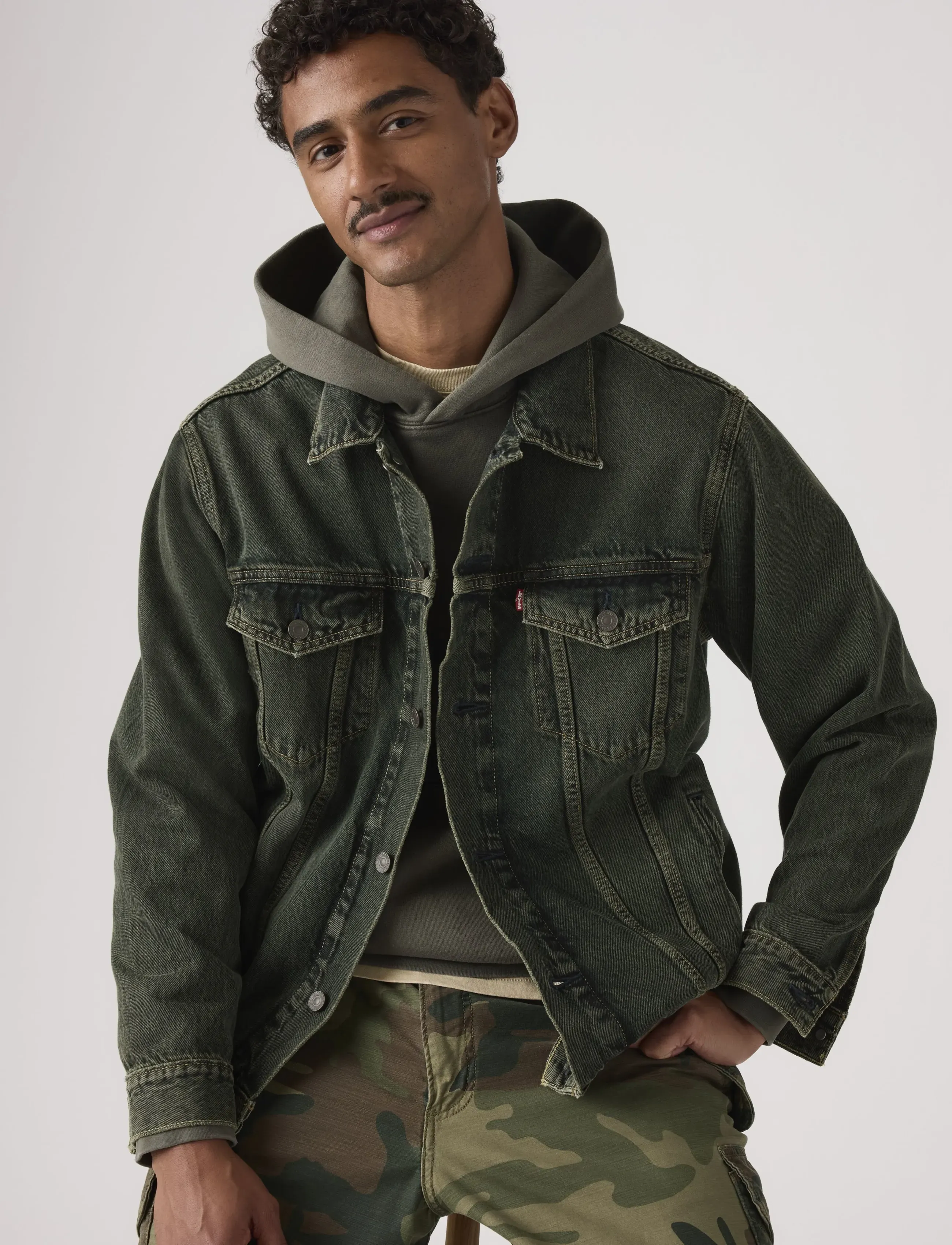 Levi's® RELAXED FIT TRUCKER UNTIL ITS - Jassen - GREENS / blue