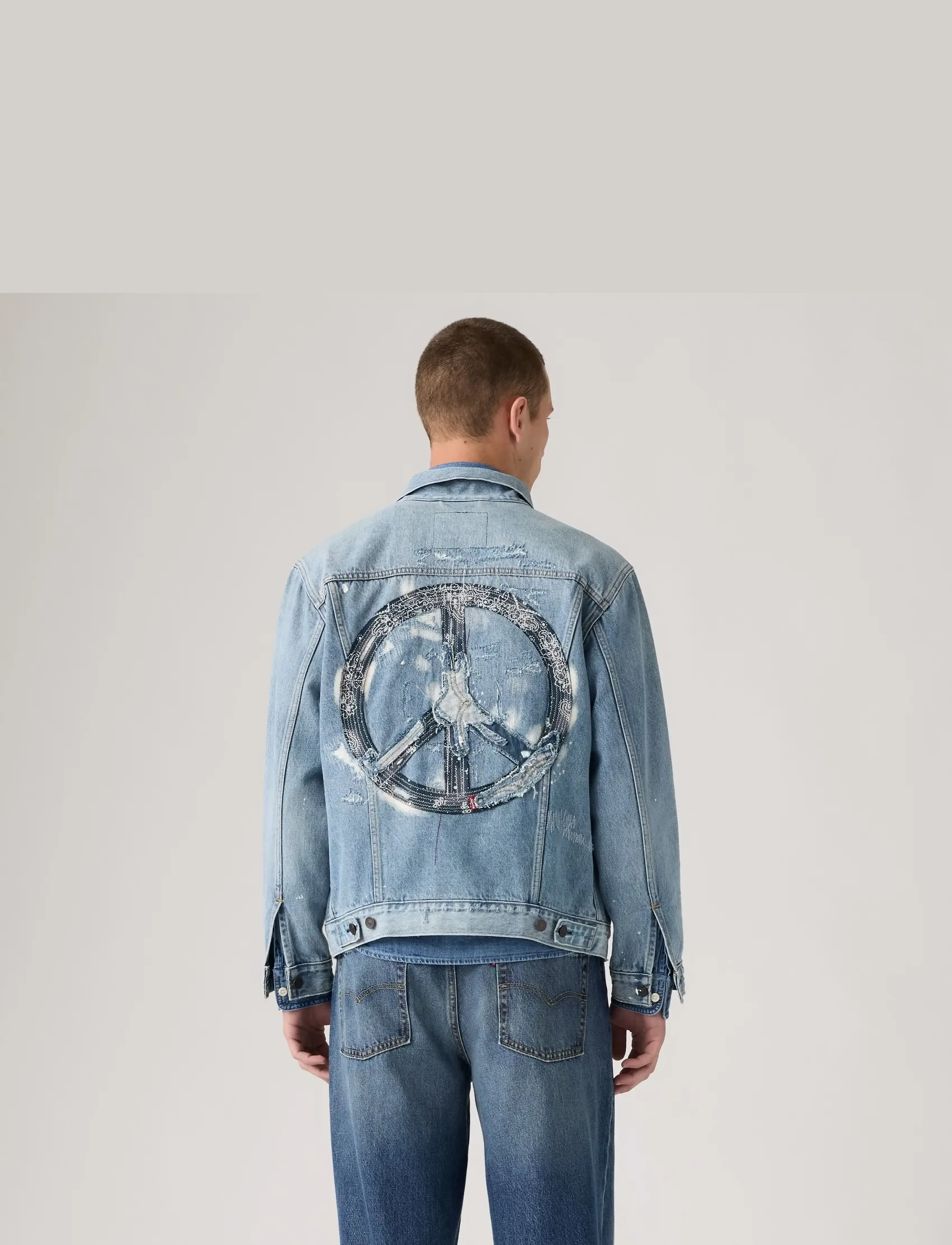Levi's® - RELAXED FIT TRUCKER PAINT SPLA - ofodrade jeansjackor - med indigo - worn in - 4