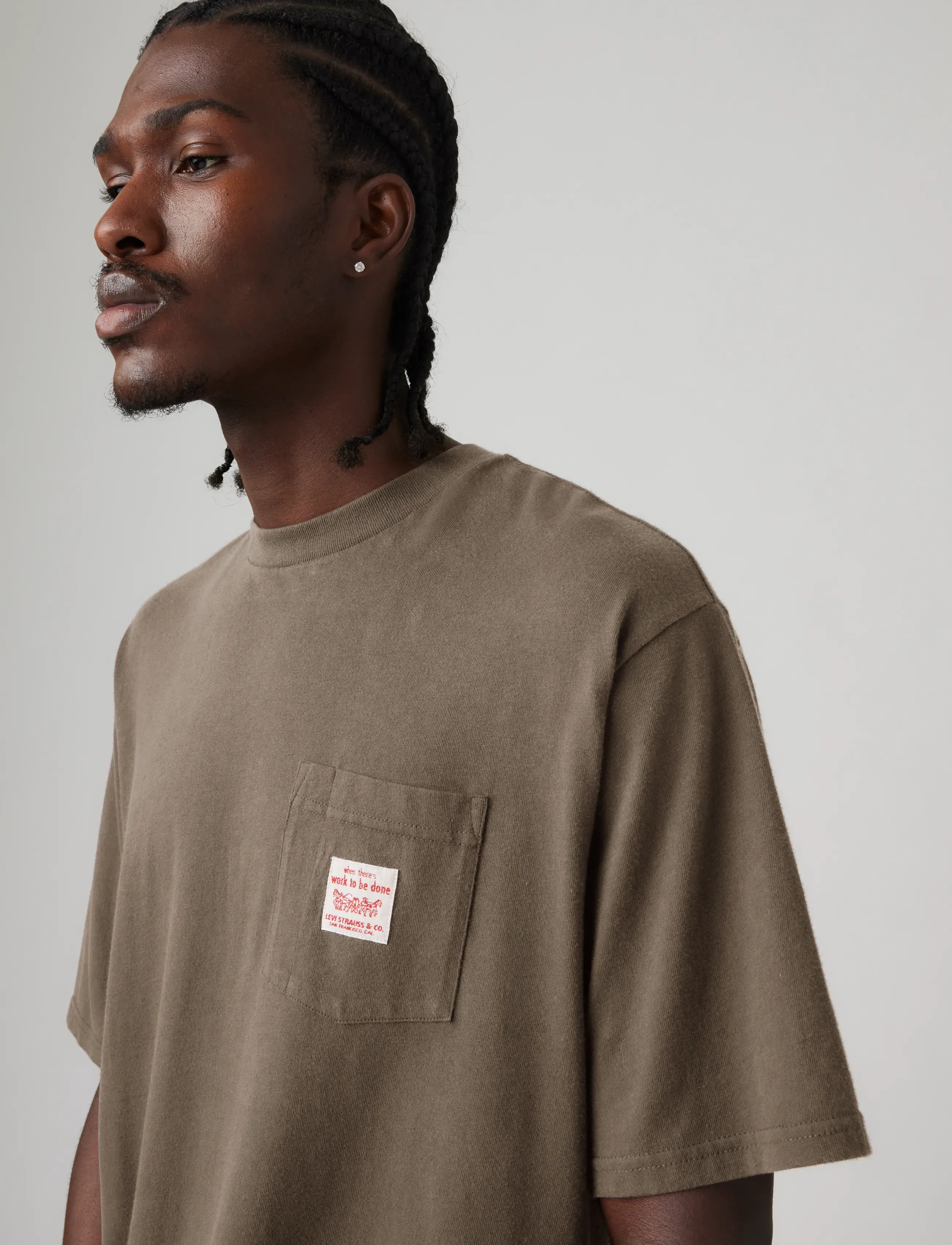 Levi's® - SS WORKWEAR TEE STONE FUDGE - kortärmade t-shirts - browns - 5