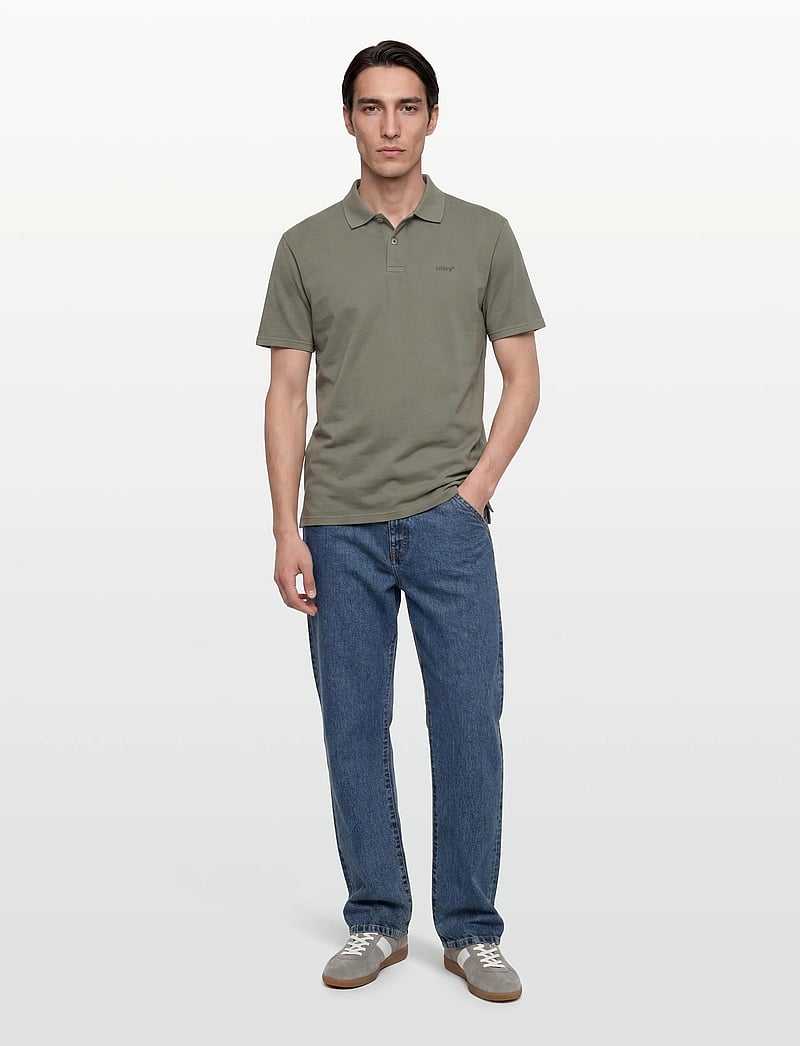 Levi's® - AUTHENTIC POLO GARMENT DYE MUL - polos à manches courtes - greens - 0