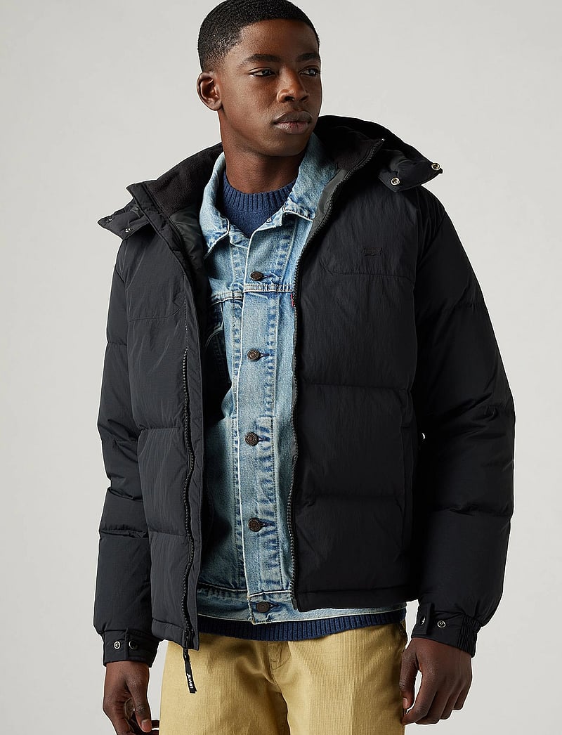 Levi's® - ROCKRIDGE SHORT PUFFER JET BLA - vinterjackor - jet black - 0