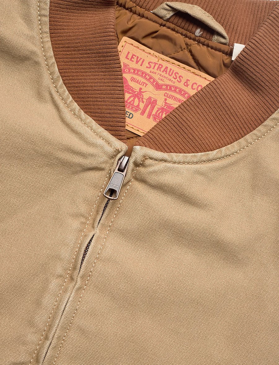 Levi's® - SANSOME VEST TIGERS EYE - västar - browns - 4