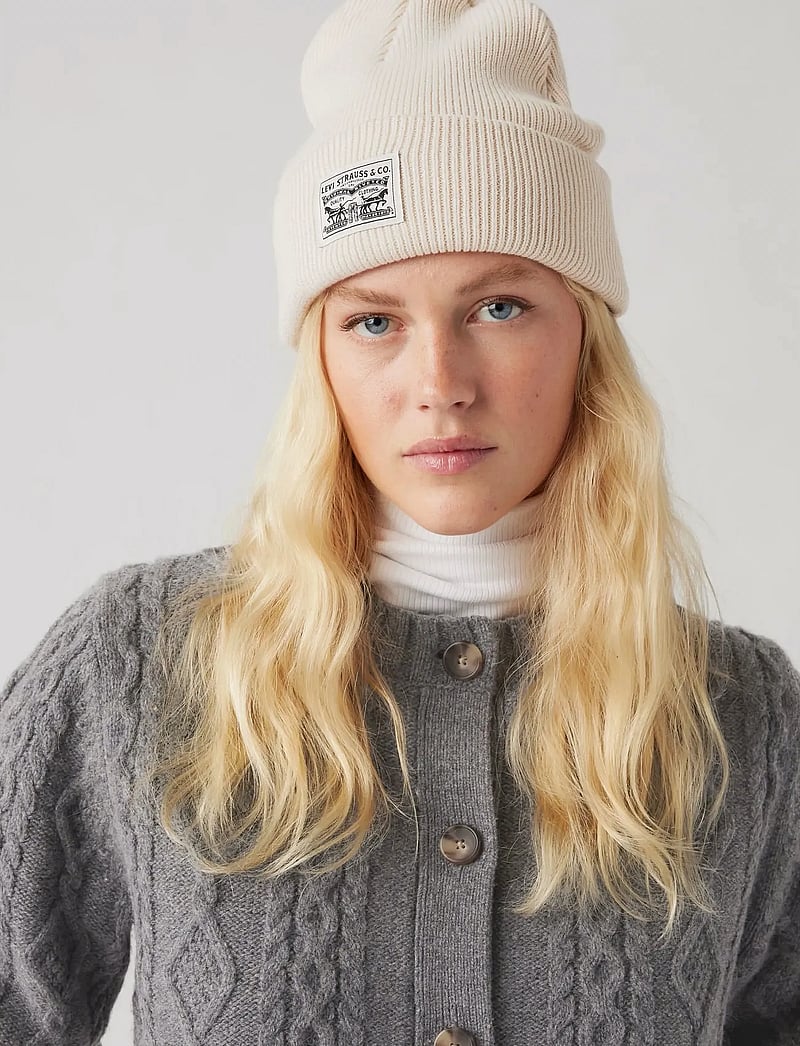 Levi's® - WOMENS BACKPATCH BEANIE WHITE - mützen - neutrals - 0