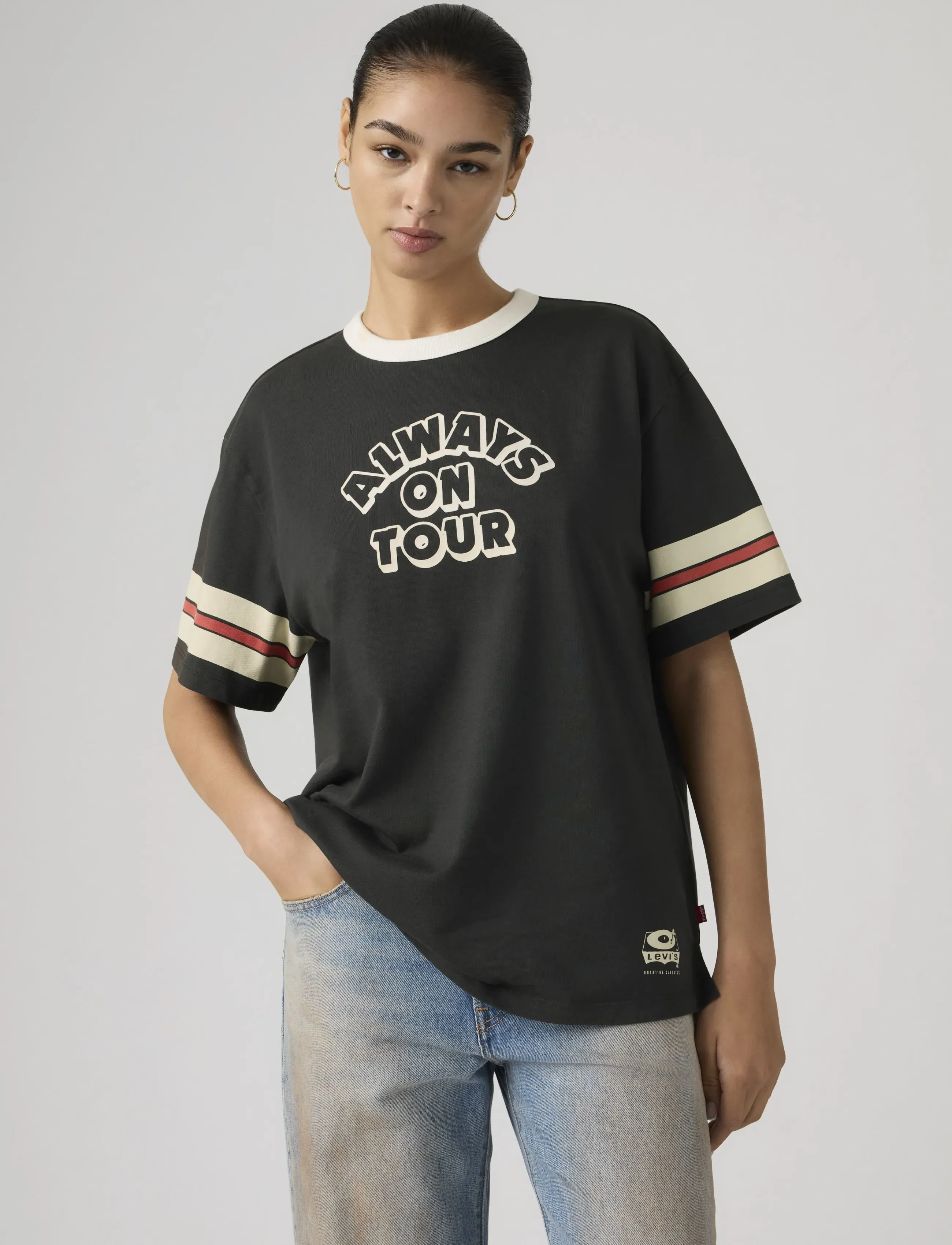 Levi's Gr Tabor Tee Always On Tour Pi, Kvinder, Grafisk T-Shirt, Sort, Str: XS