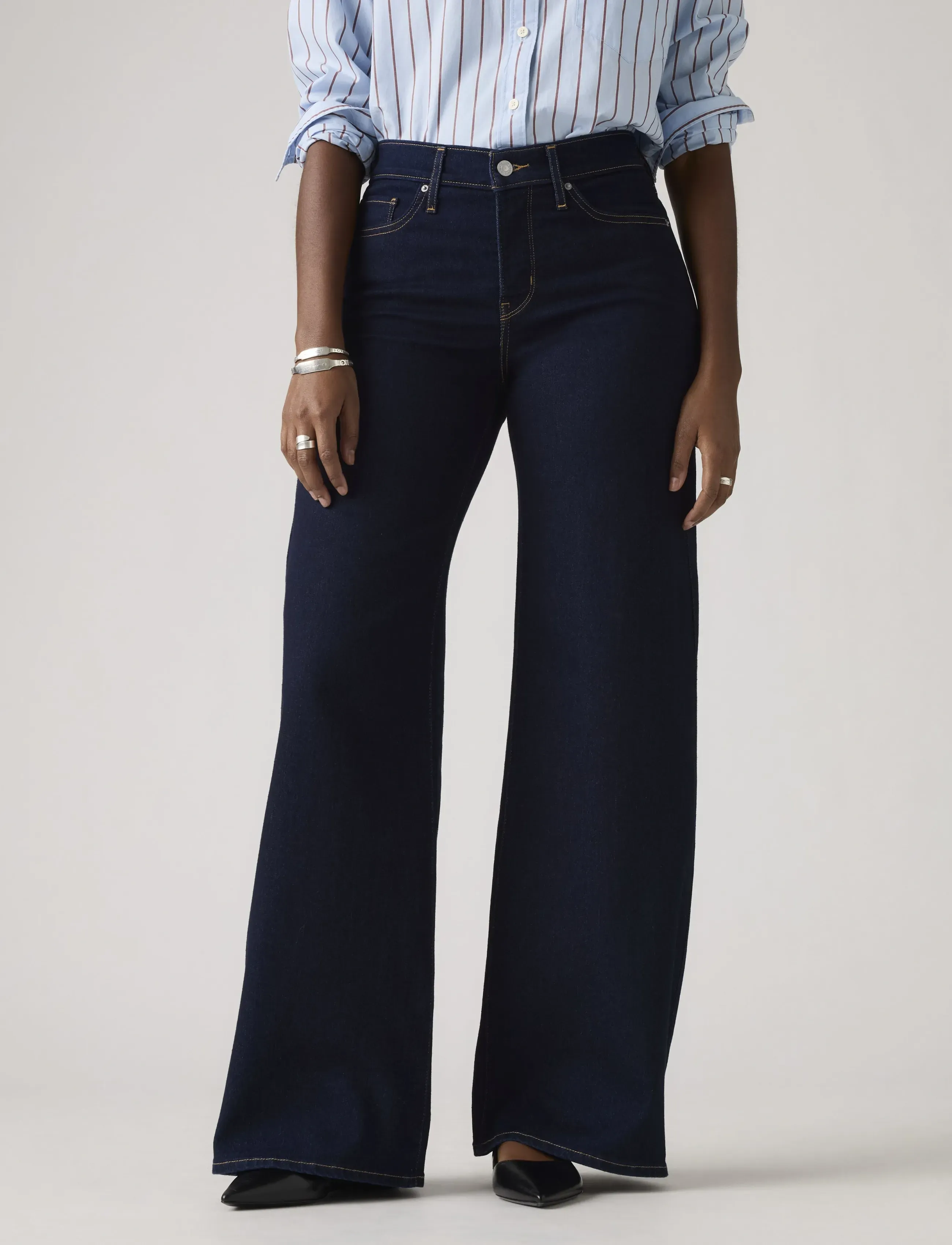 Levi's® - 318 SHAPING WIDE LEG DARKEST S - szerokie dżinsy - dark indigo - flat finish - 5