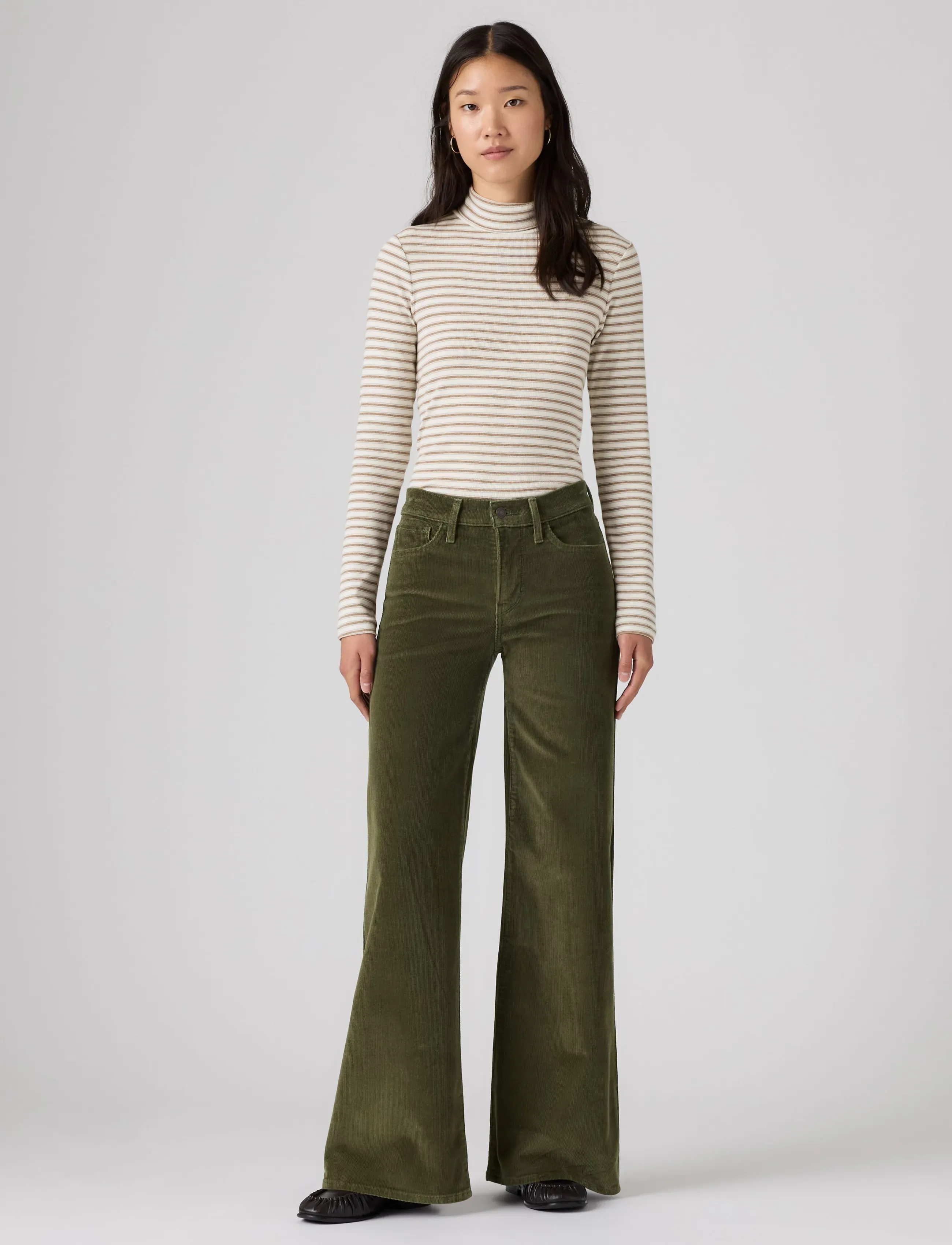 Levi's® - 318 SHAPING WIDE LEG OLIVE NIG - cordhosen - greens - 3