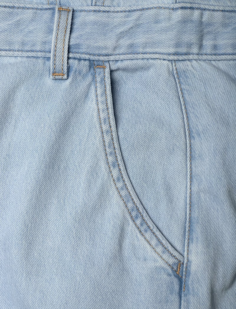 Levi's® - BUSTIER JUMPSUIT ALWAYS GOING - buksedragter - light indigo - flat finis - 2