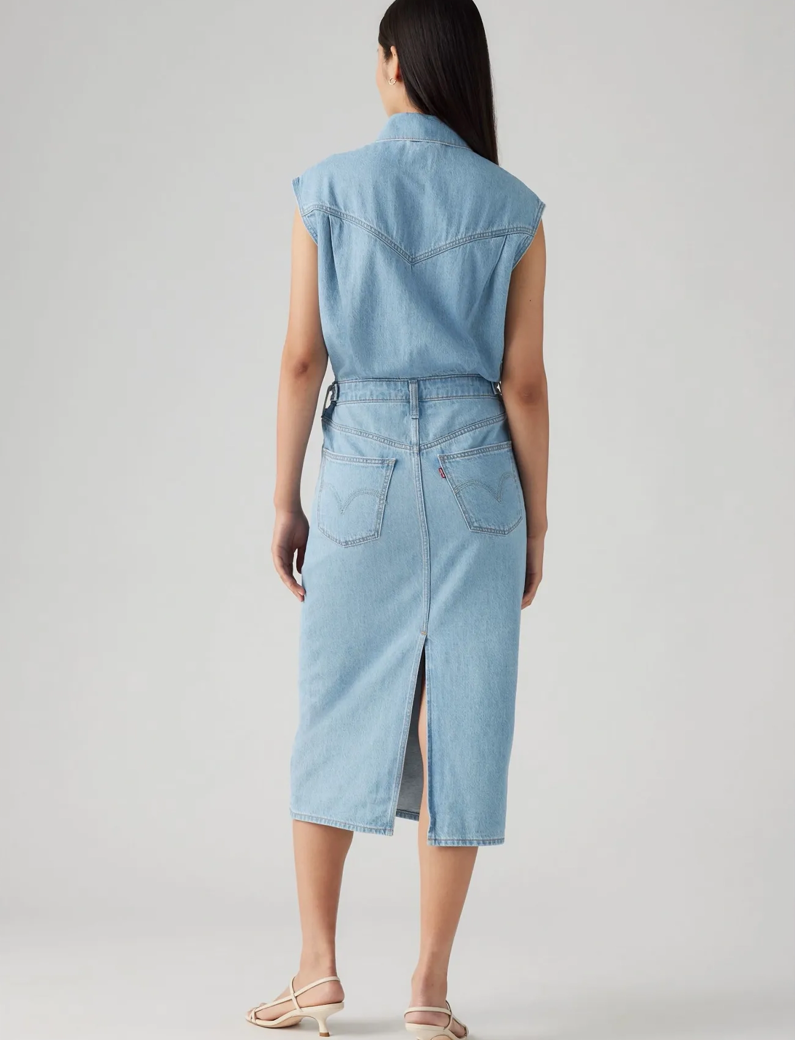 Levi's® - ICONIC SLEEVELESS DRESS WRAPPE - light indigo - worn in - 4