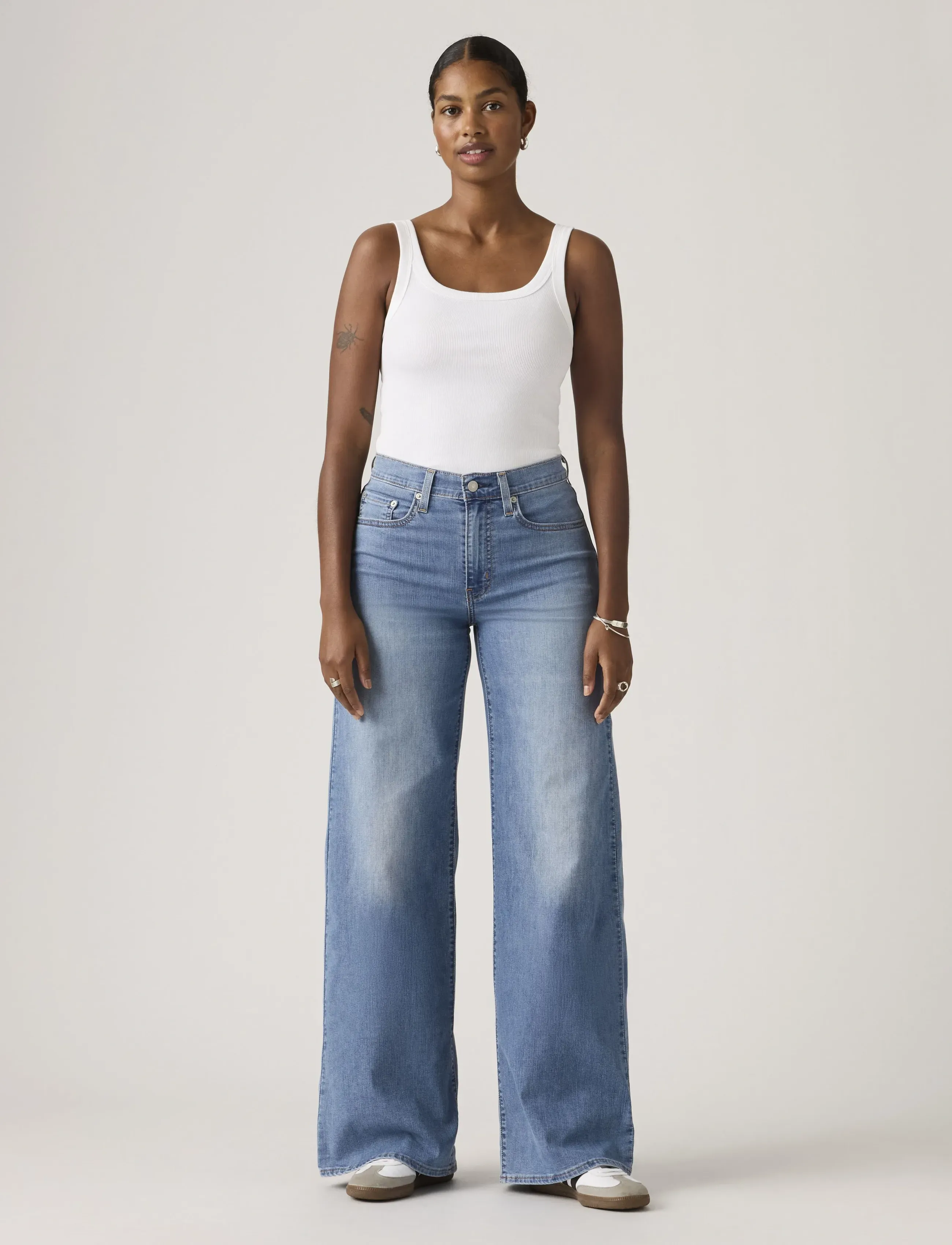 Levi's 728 Hr Wide Leg Cool Surf, 27 x 32, Blue, Jeans > Vidde, Dame
