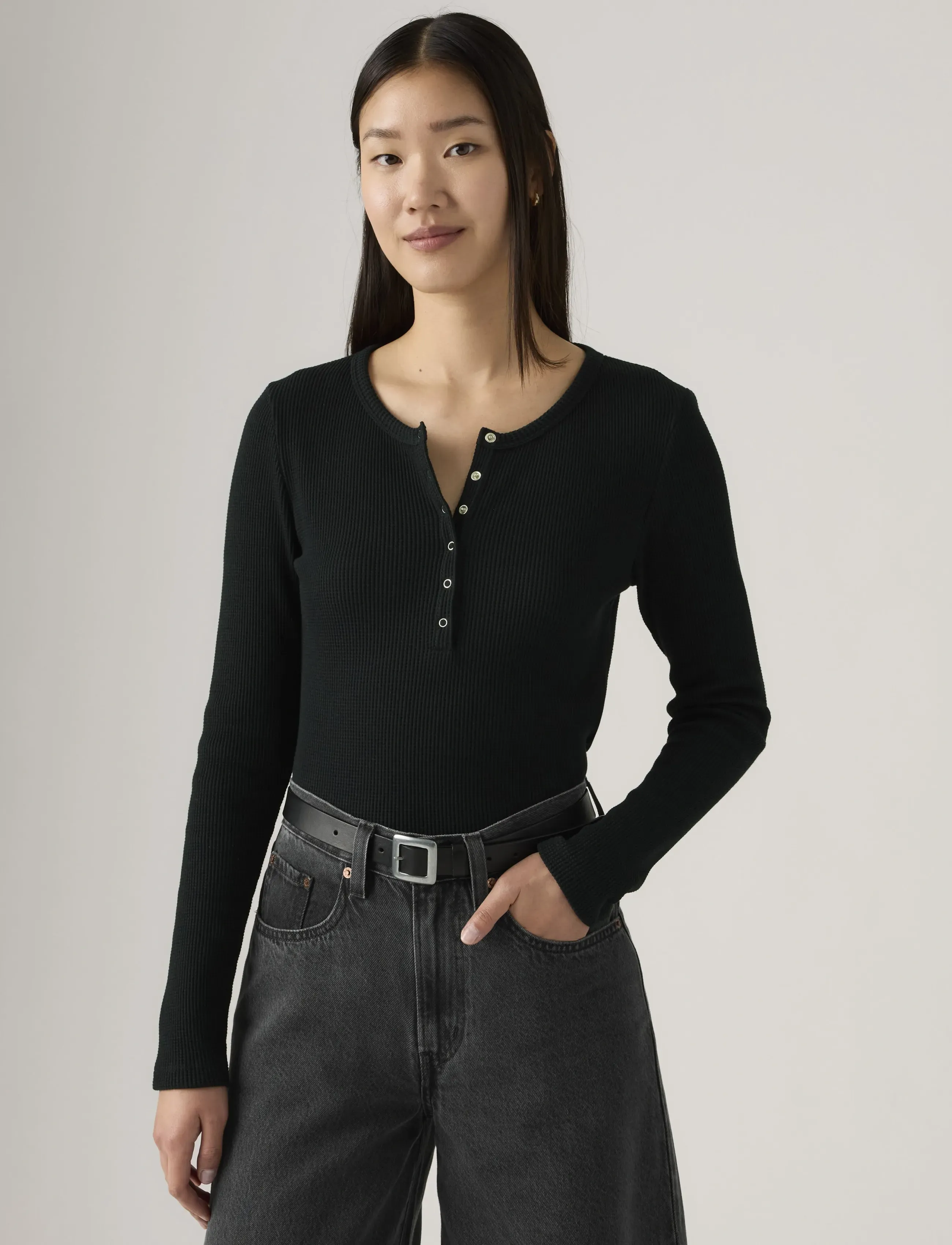 Levi's® DRY GOODS HENLEY WAFFLE ANTHRA - T-shirts & Toppar - BLACKS / black