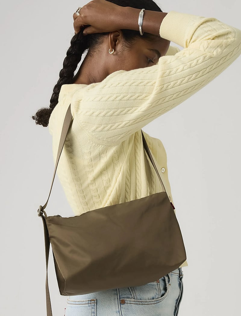 Levi's® - ALI SMALL SHOULDER BAG OV CANT - hverdags stil - browns - 0