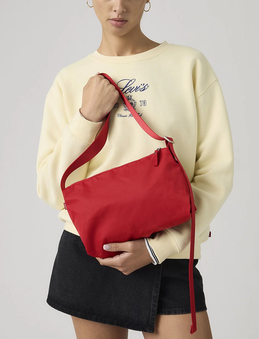 Levi's® - ALI SMALL SHOULDER BAG OV URBA - crossbody bags - reds - 4
