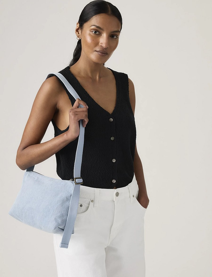 Levi's® - ALI SMALL SHOULDER BAG OV INDI - skuldertasker - light indigo - flat finis - 0