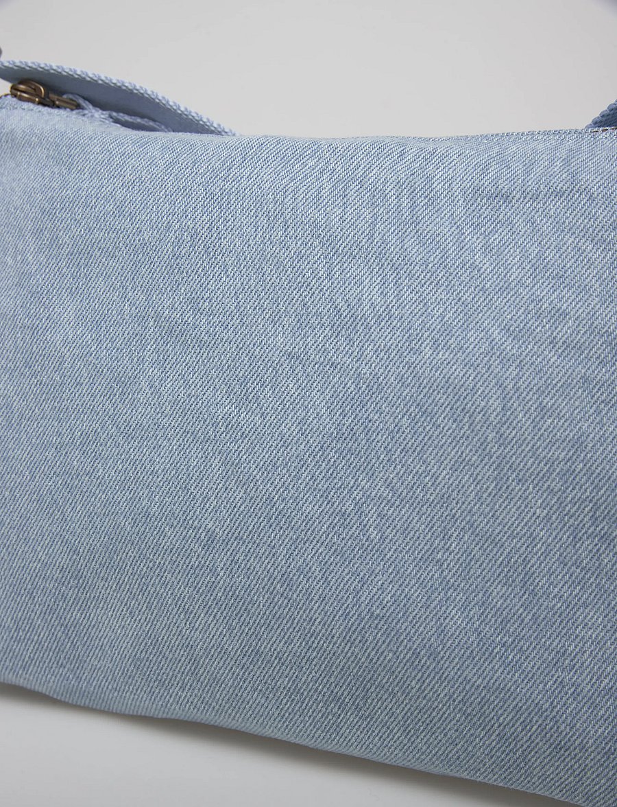 Levi's® - ALI SMALL SHOULDER BAG OV INDI - skuldertasker - light indigo - flat finis - 5