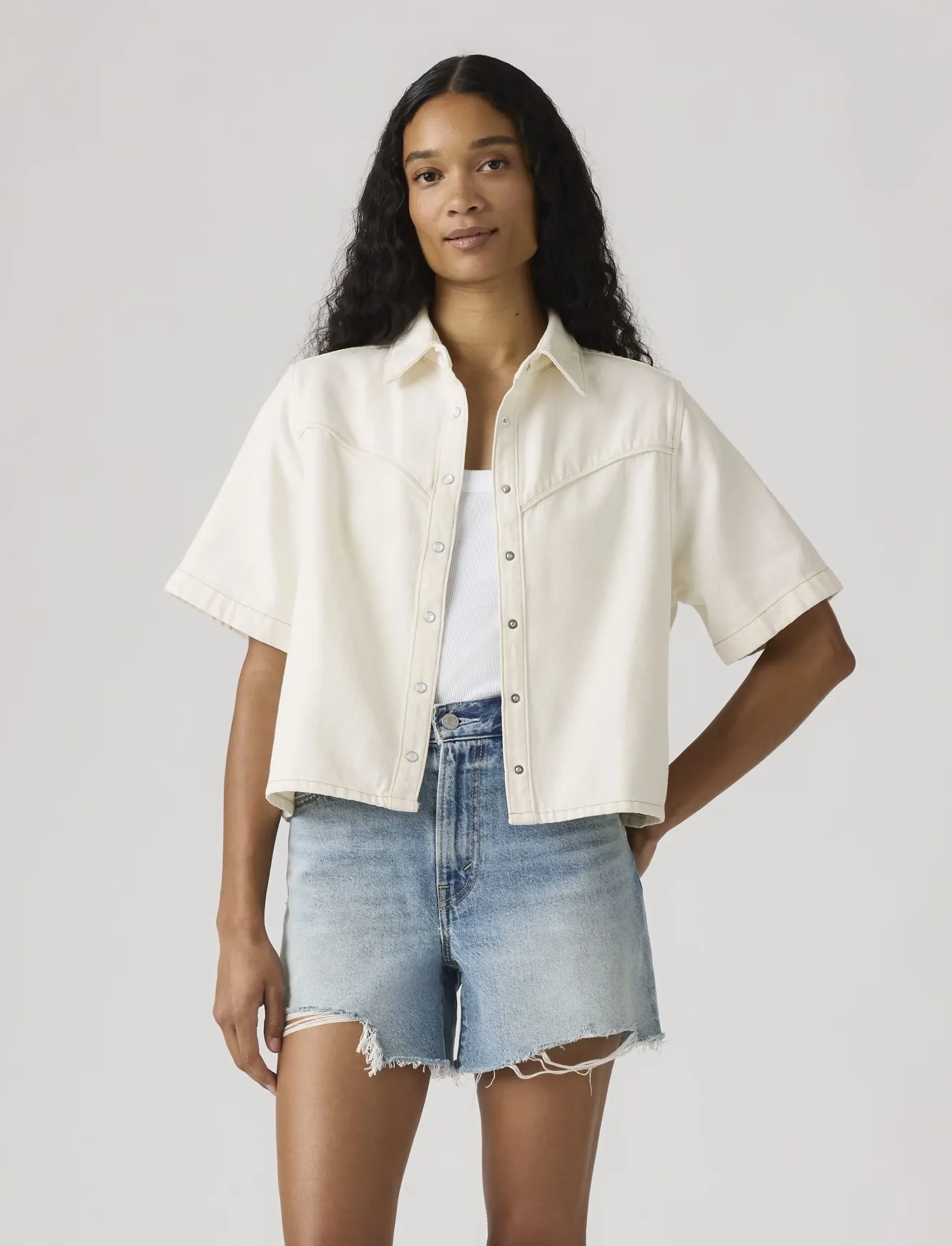 Levi's® - LOGAN SS DENIM SHIRT TRUTH SLI - denimskjorter - whites - 5