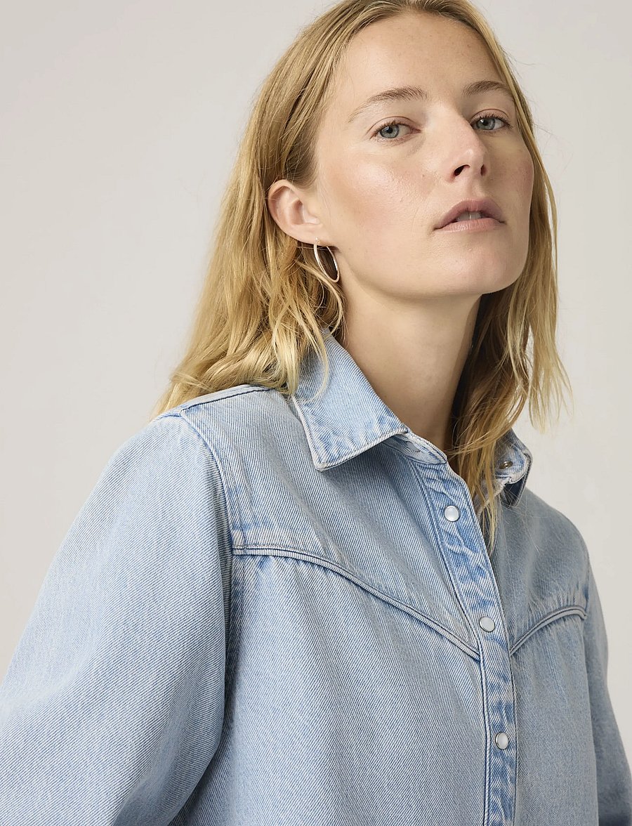 Levi's® - LOGAN TENCEL SHACKET TENCEL BL - jeansjackor - light indigo - worn in - 4