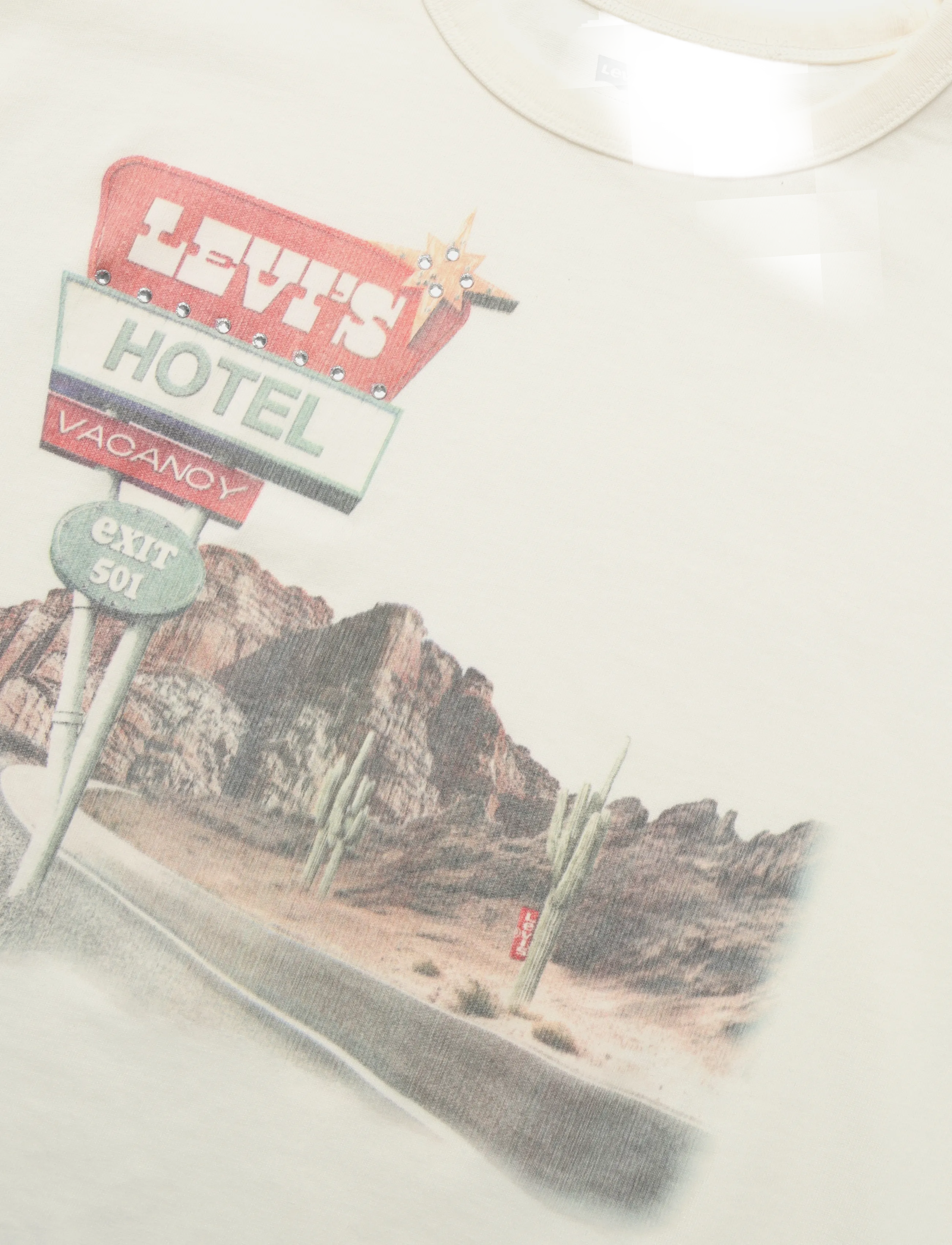 Levi's® - GR VINTAGE TEE LEVIS HOTEL VT - whites - 2