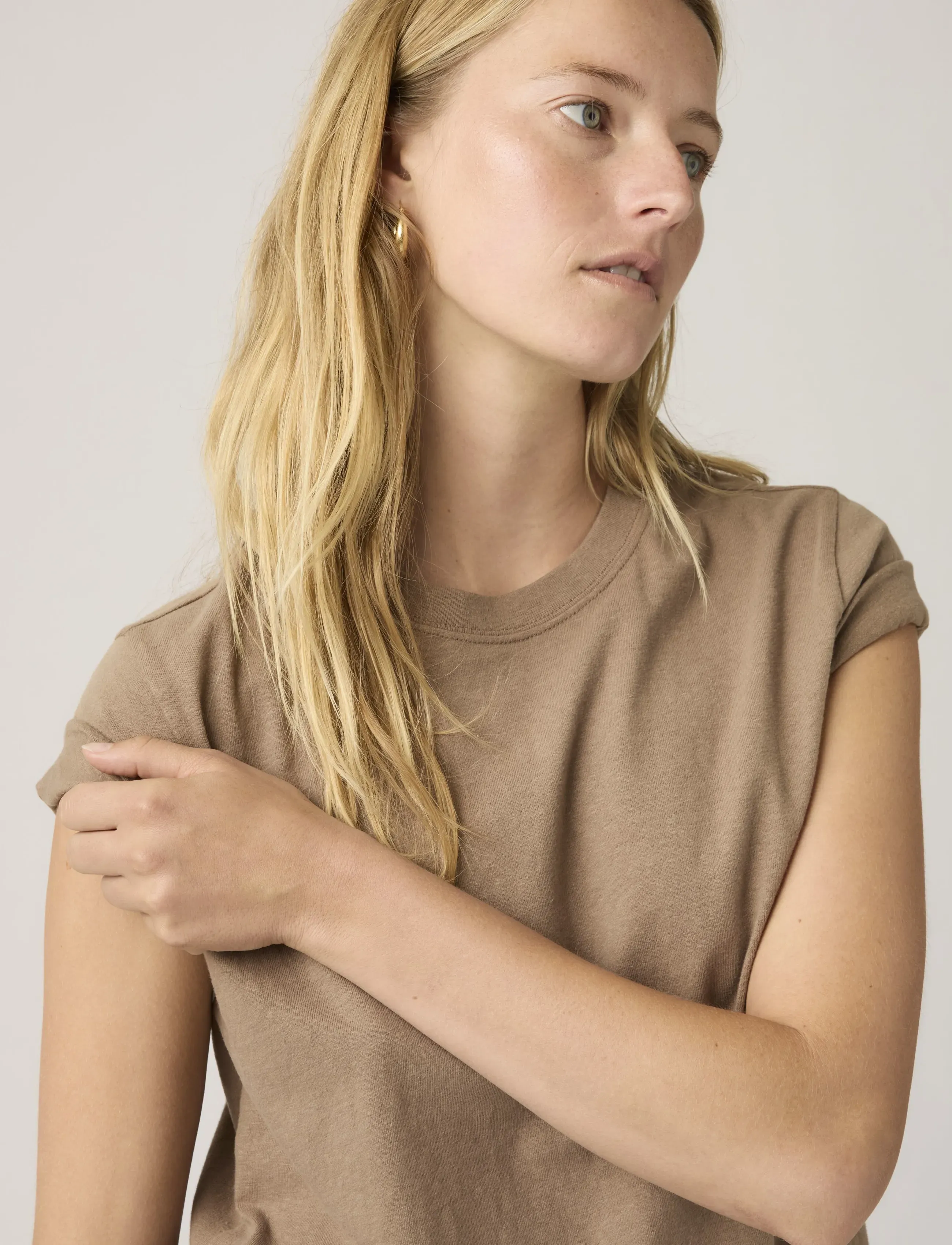 Levi's® - FAVORITE SLUB TEE PINE BARK - t-shirts - browns - 4