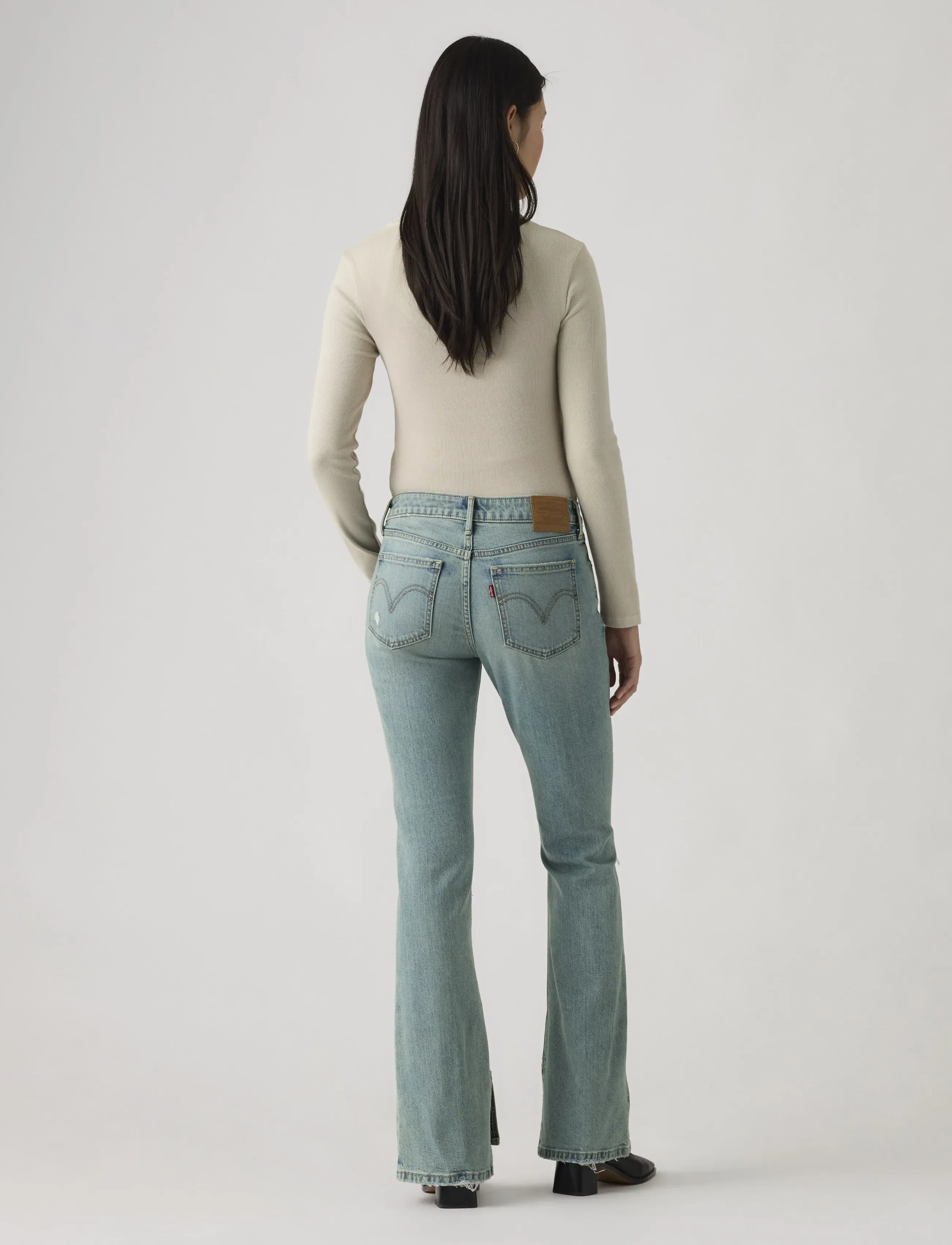 Levi's® - LOW SLIM BOOT TINTED MEMORIES - jeans évasés - light indigo - worn in - 4