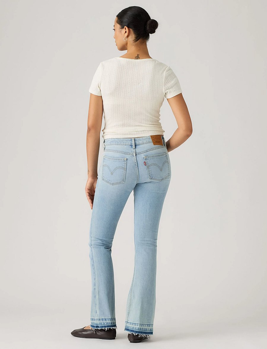 Levi's® - LOW SLIM BOOT BLUE SHUTTLE - alt laienevad teksad - light indigo - worn in - 4