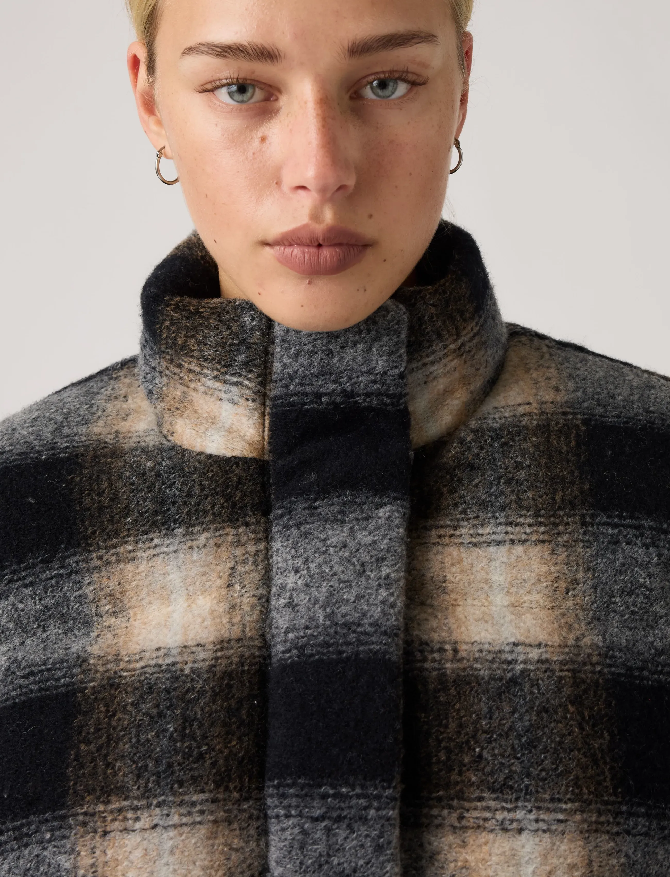 Levi's® - BRYNN CROP PUFFER NOVELTY TESS - teksatagid - browns1 - 5