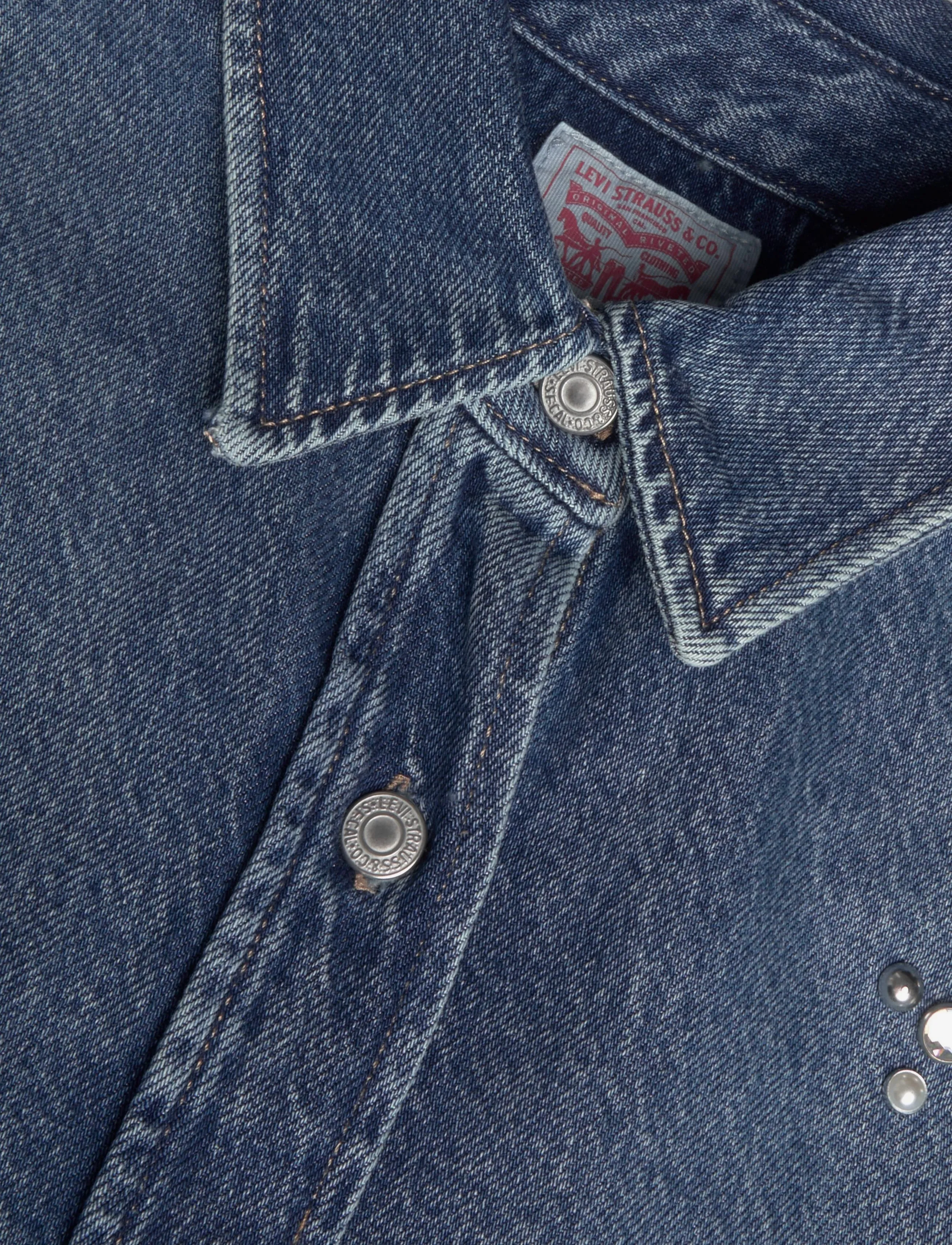 Levi's® - JORDAN DENIM SHIRT TRIP ON DRI - teksasärgid - med indigo - worn in4 - 2