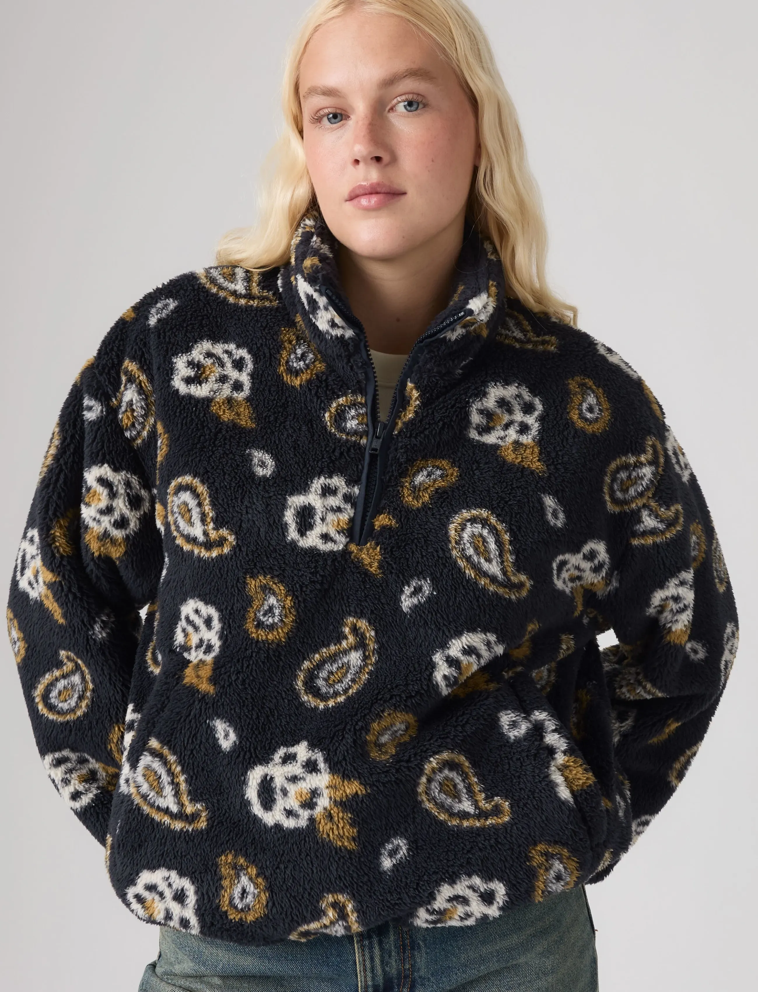 Levi's® - ATWOOD SHERPA 1/4 ZIP PAISLEY - fleeces & midlayers - neutrals - 0